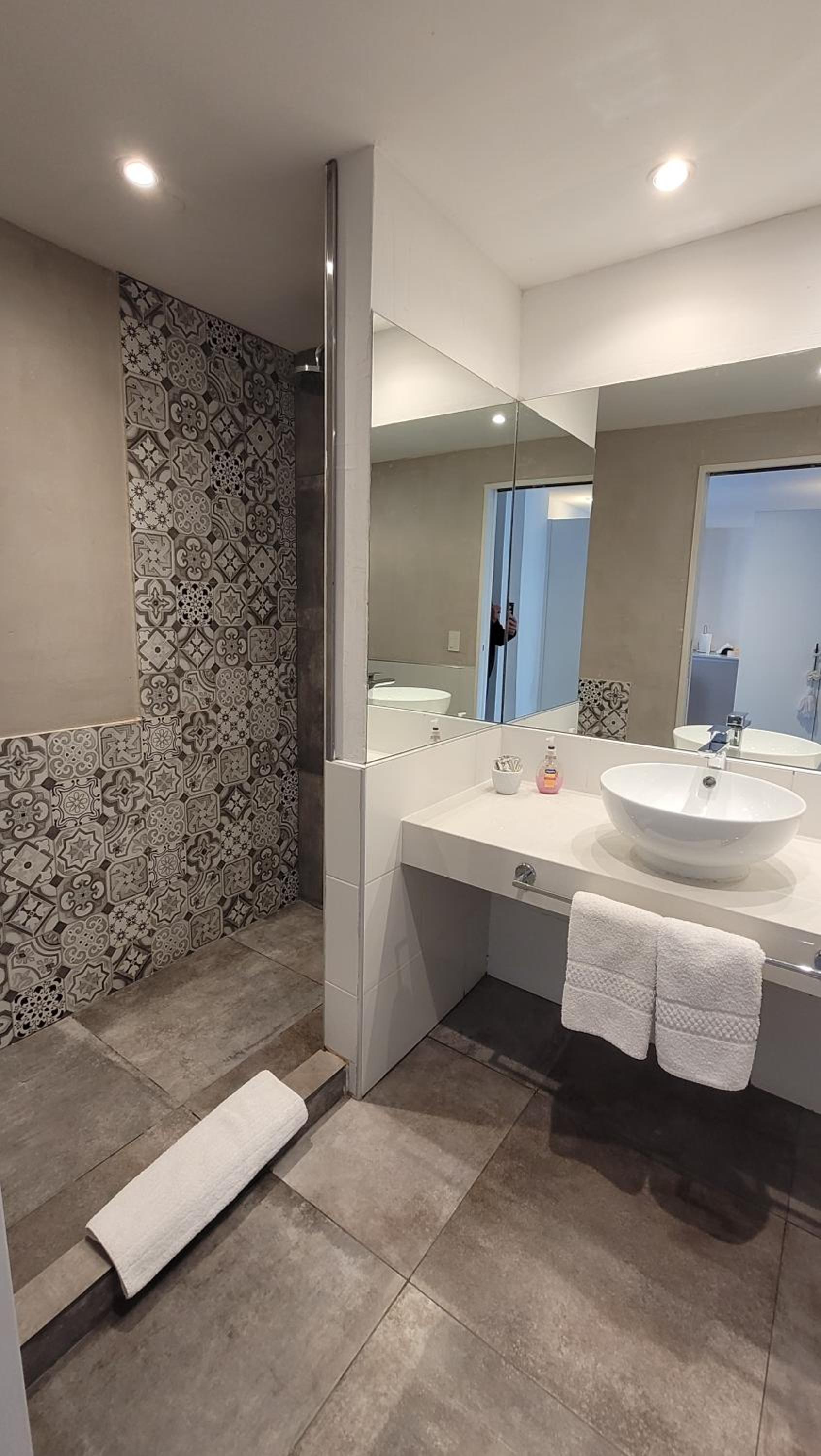 La Belle San Isidro Lofts