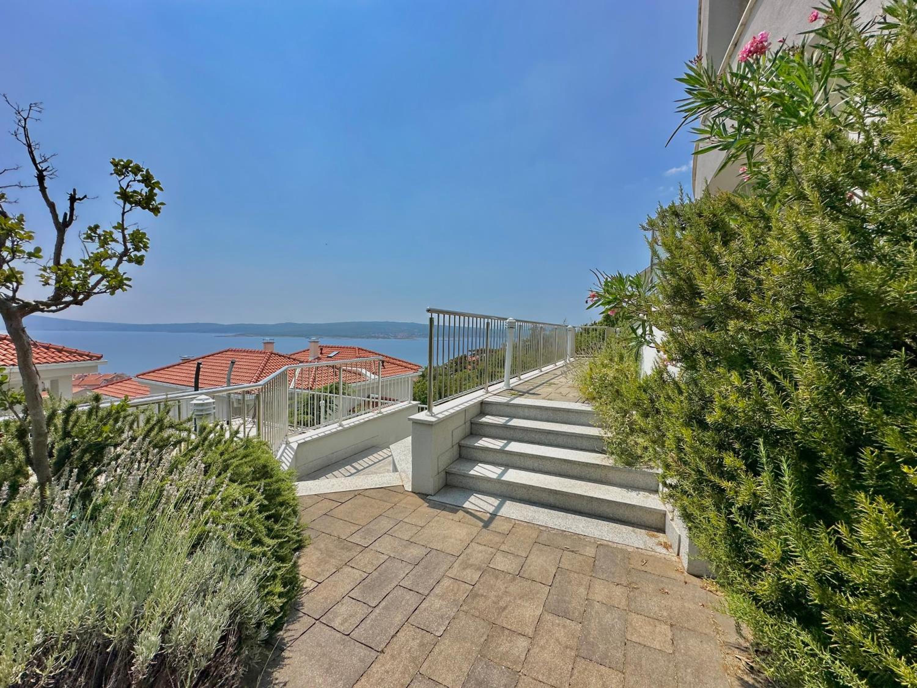 The View Apartment with pool - Crikvenica view 3