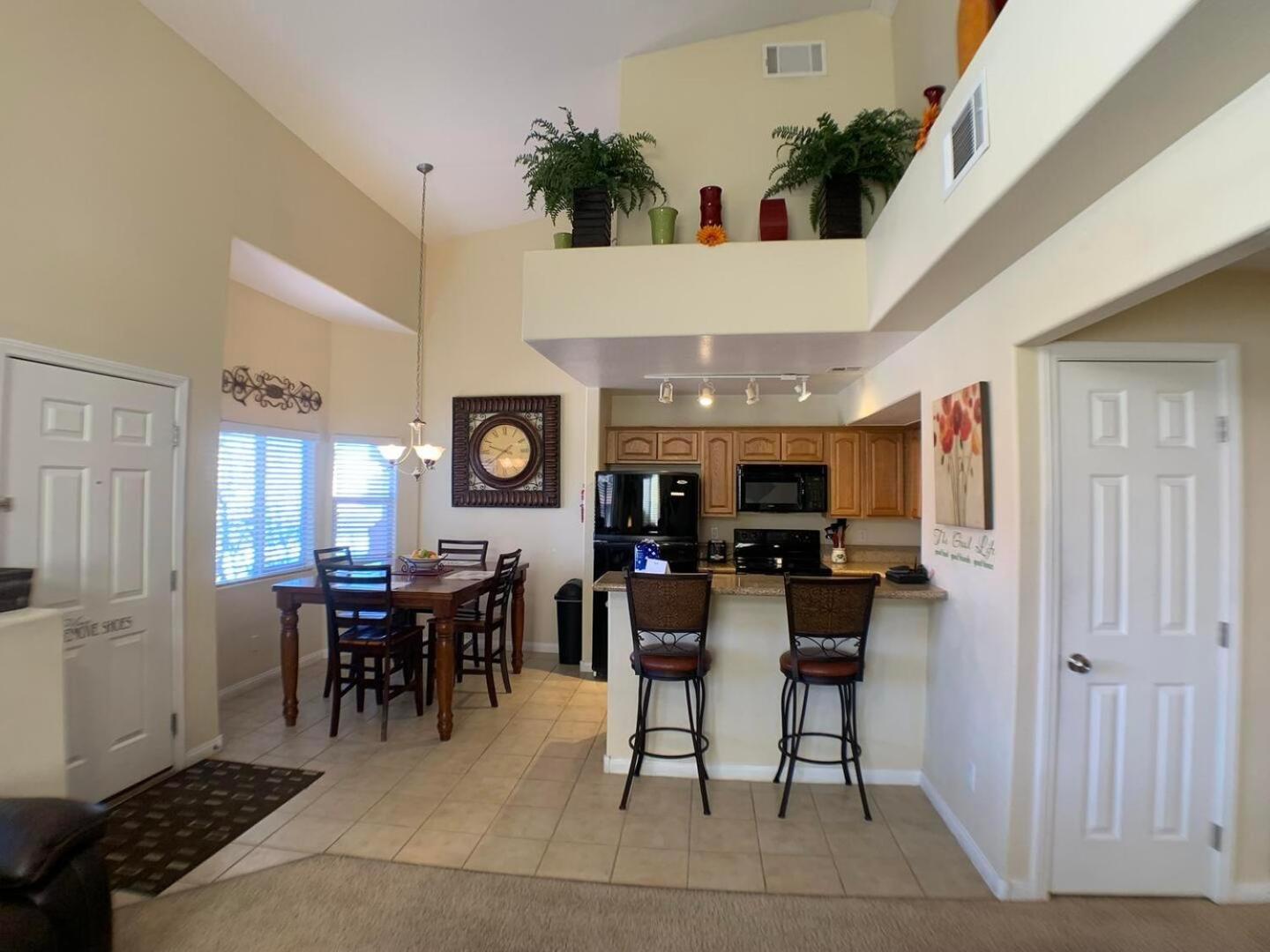 Spectacular Condo