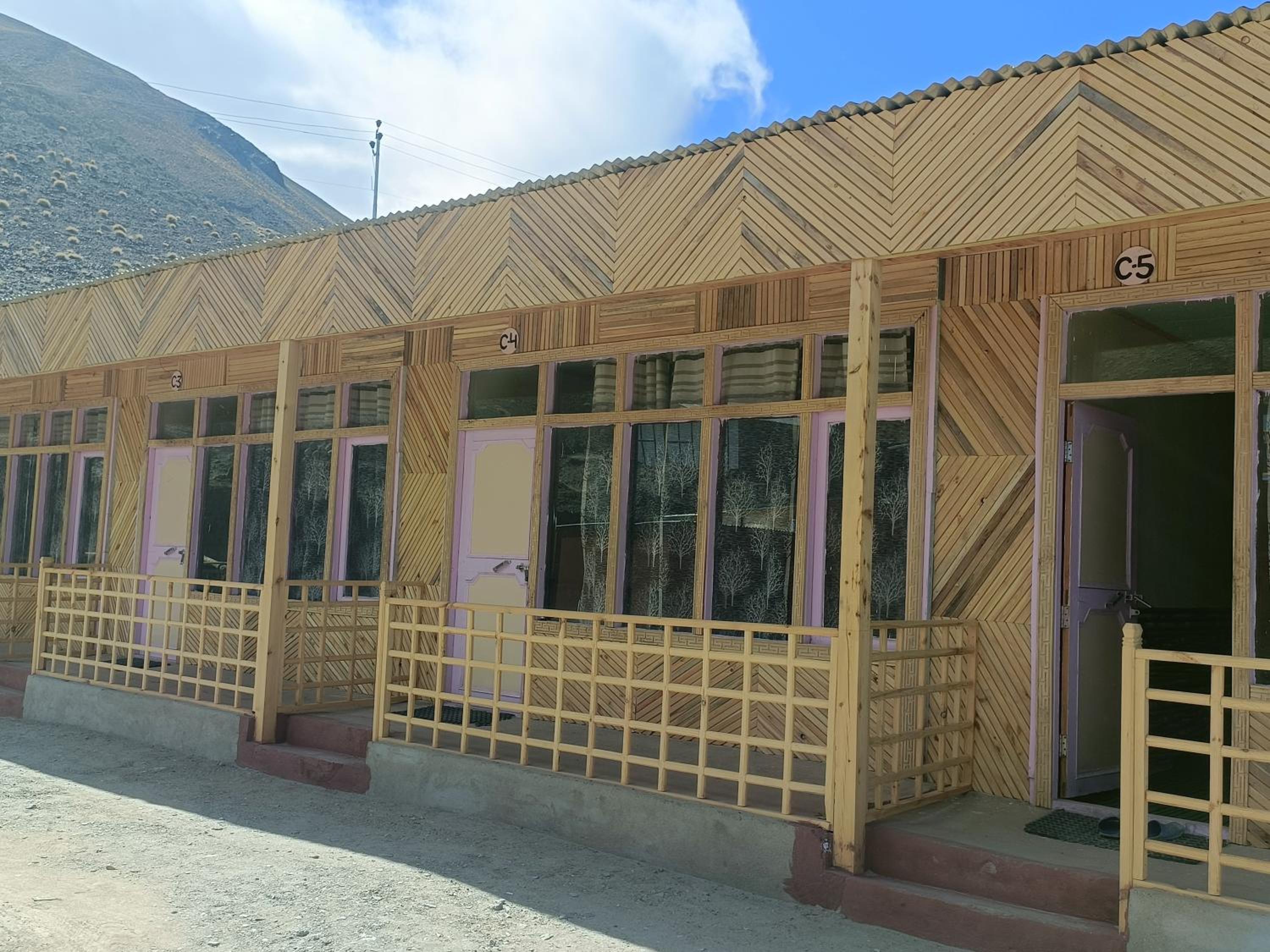 Pangtso cottage