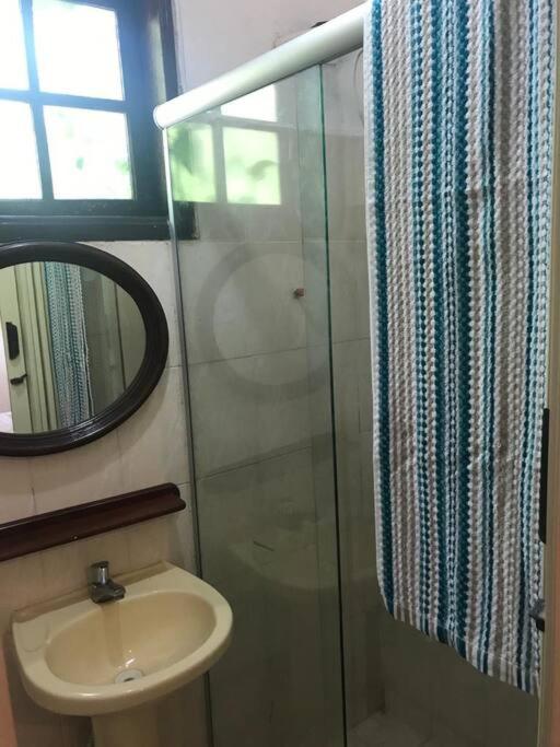 Casa completa em Abraão Ilha Grande