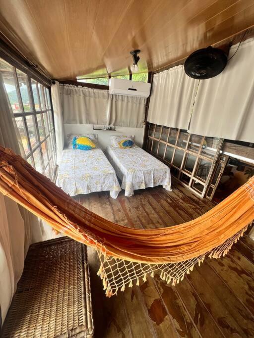 Casa completa em Abraão Ilha Grande