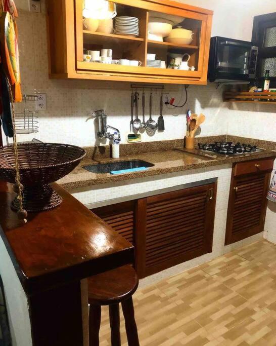 Casa completa em Abraão Ilha Grande