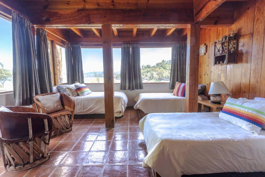 Cozy Cabin in Avandaro view 2