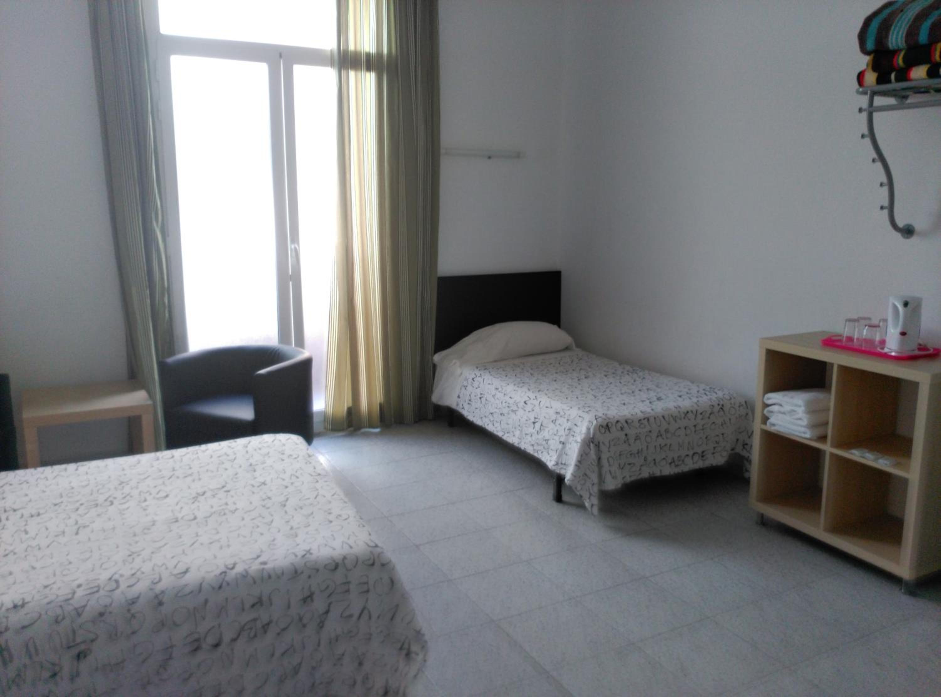 Hostal River