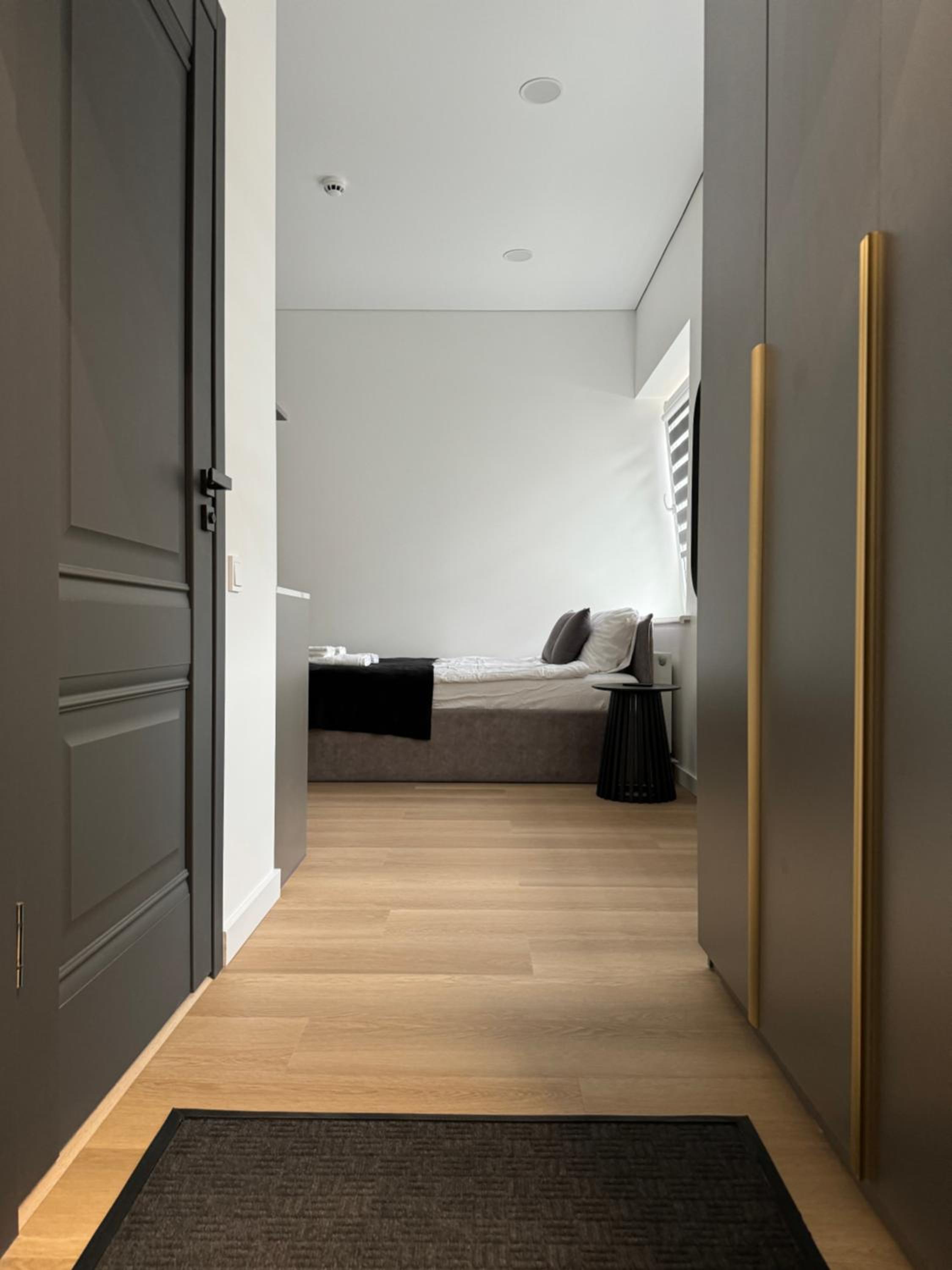 GreyHome near OldTown