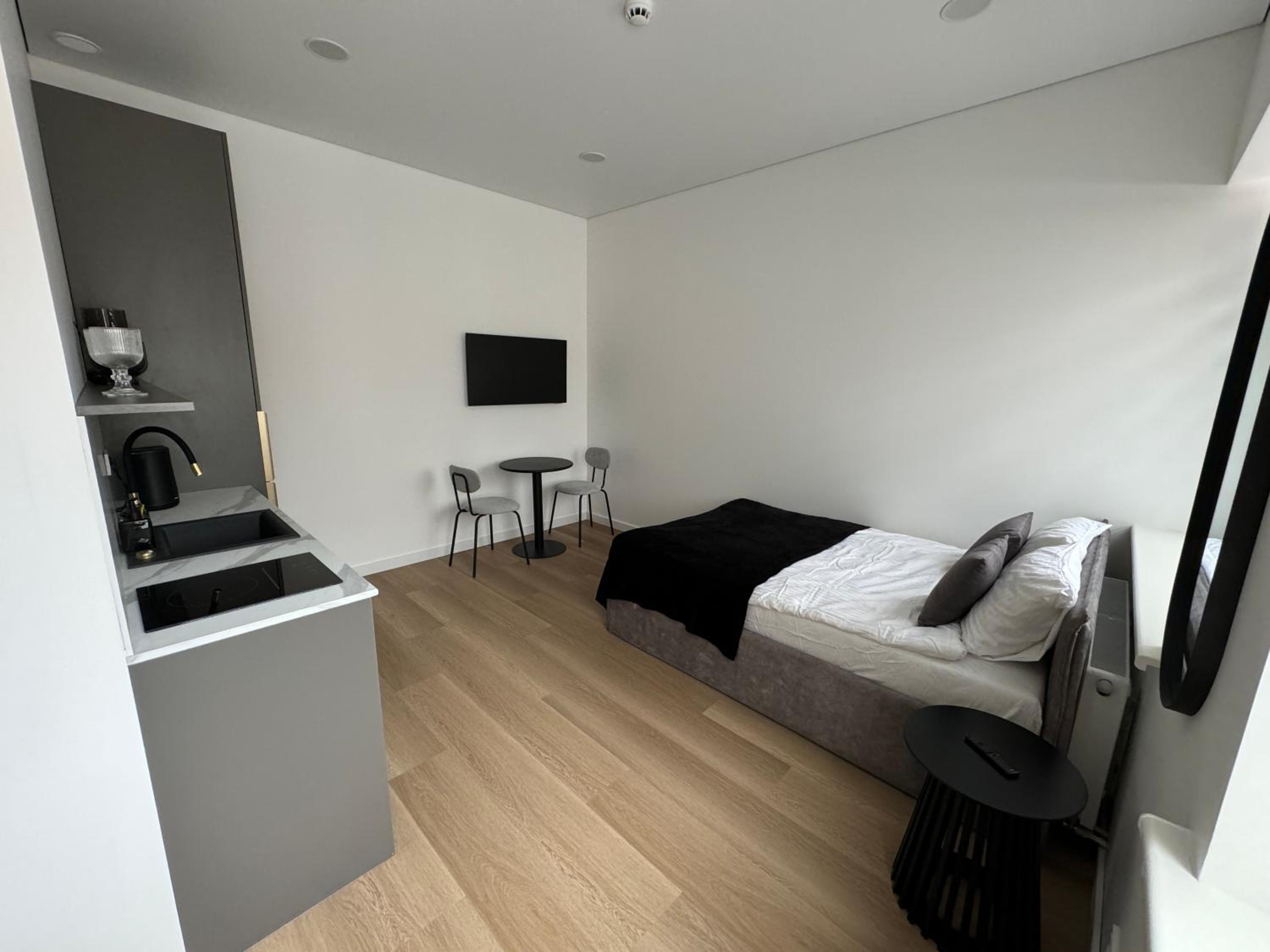 GreyHome near OldTown