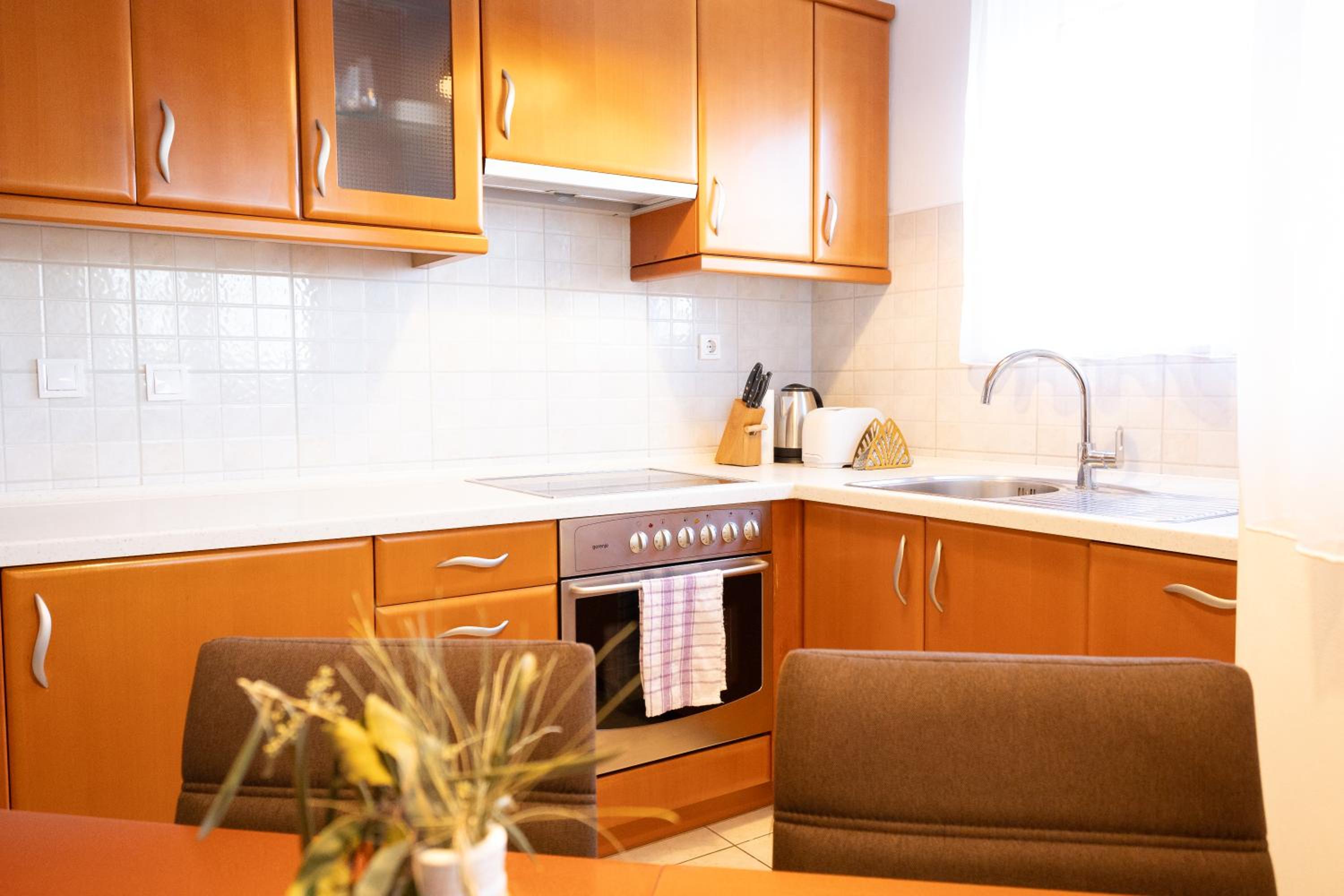 Pula Vacations - Sailors Lodge - 3 min to beach - Property Image 17