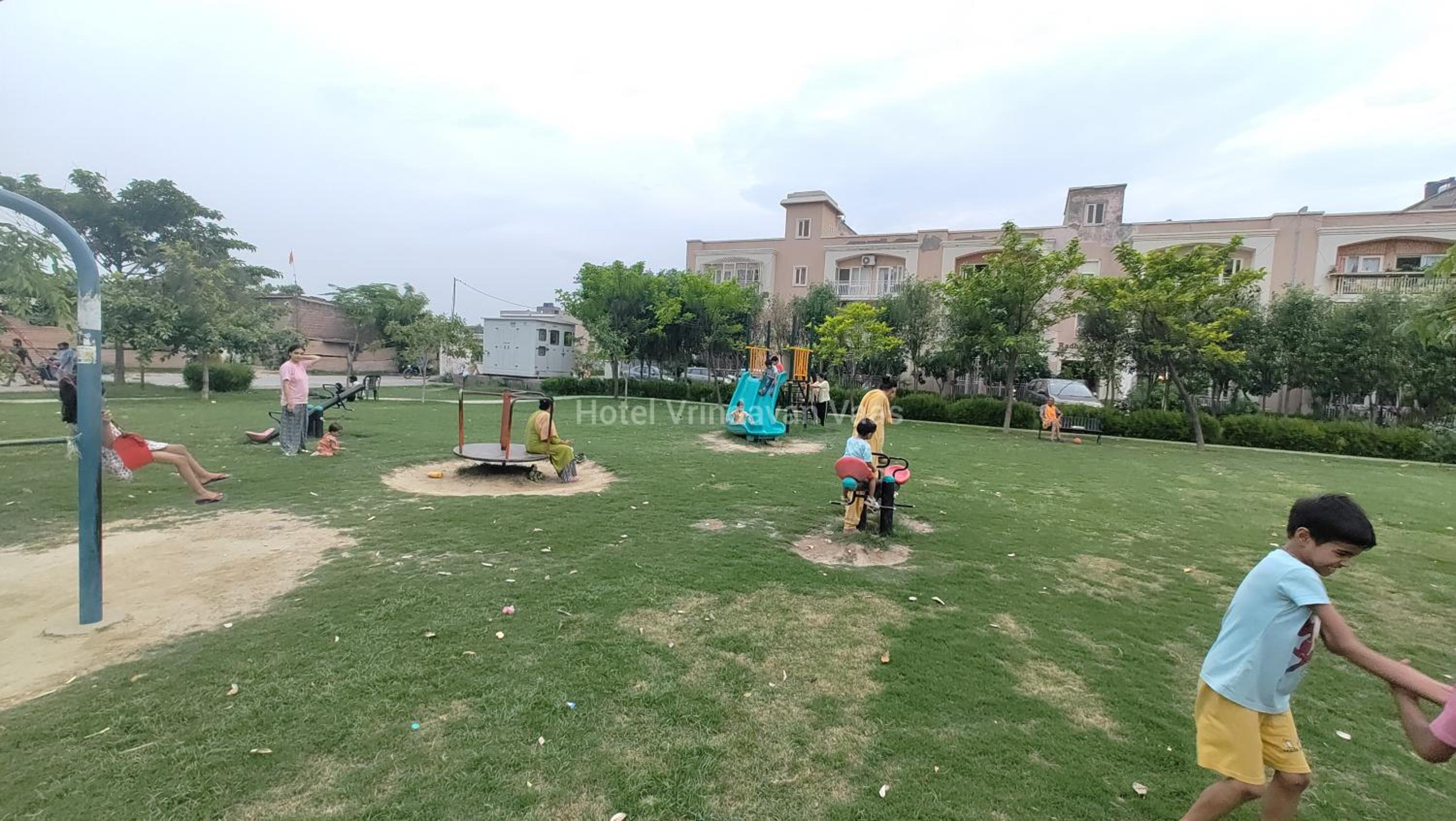 Hotel Vrindavan Vaas