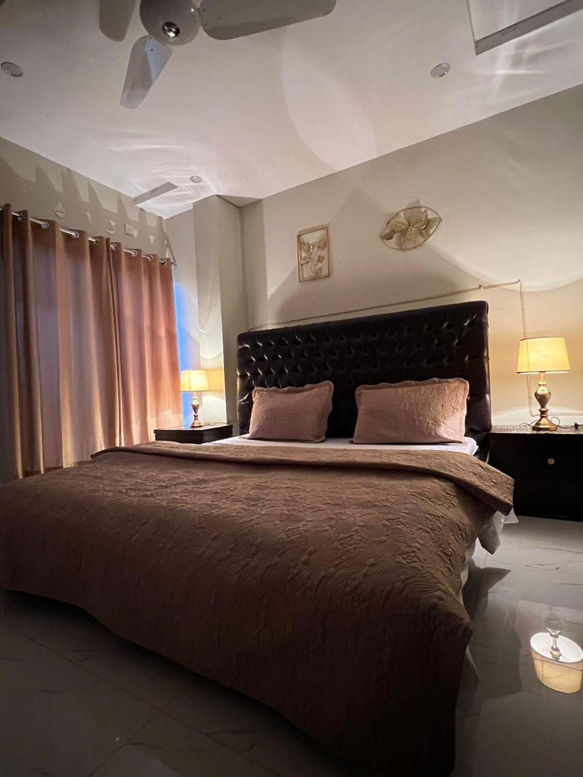 Bahria Town Luxury Apartments