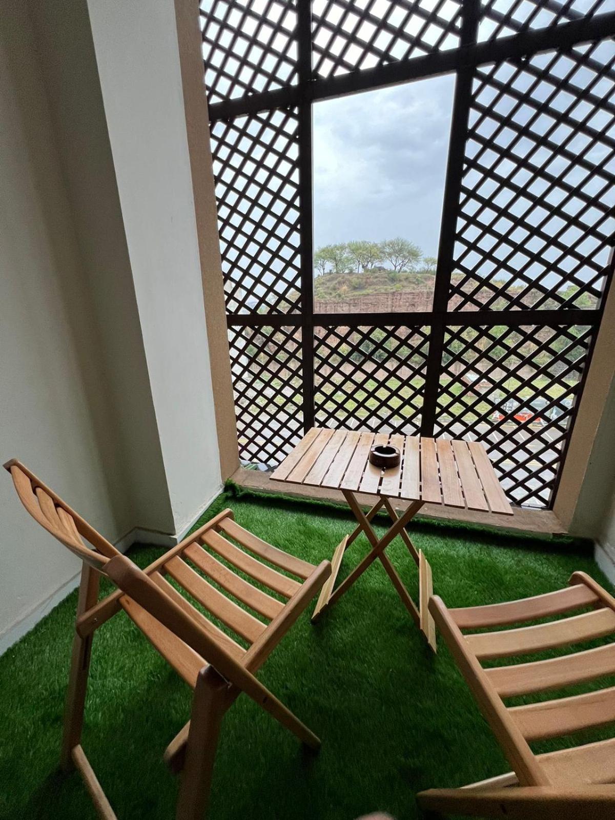 Bahria Town Luxury Apartments