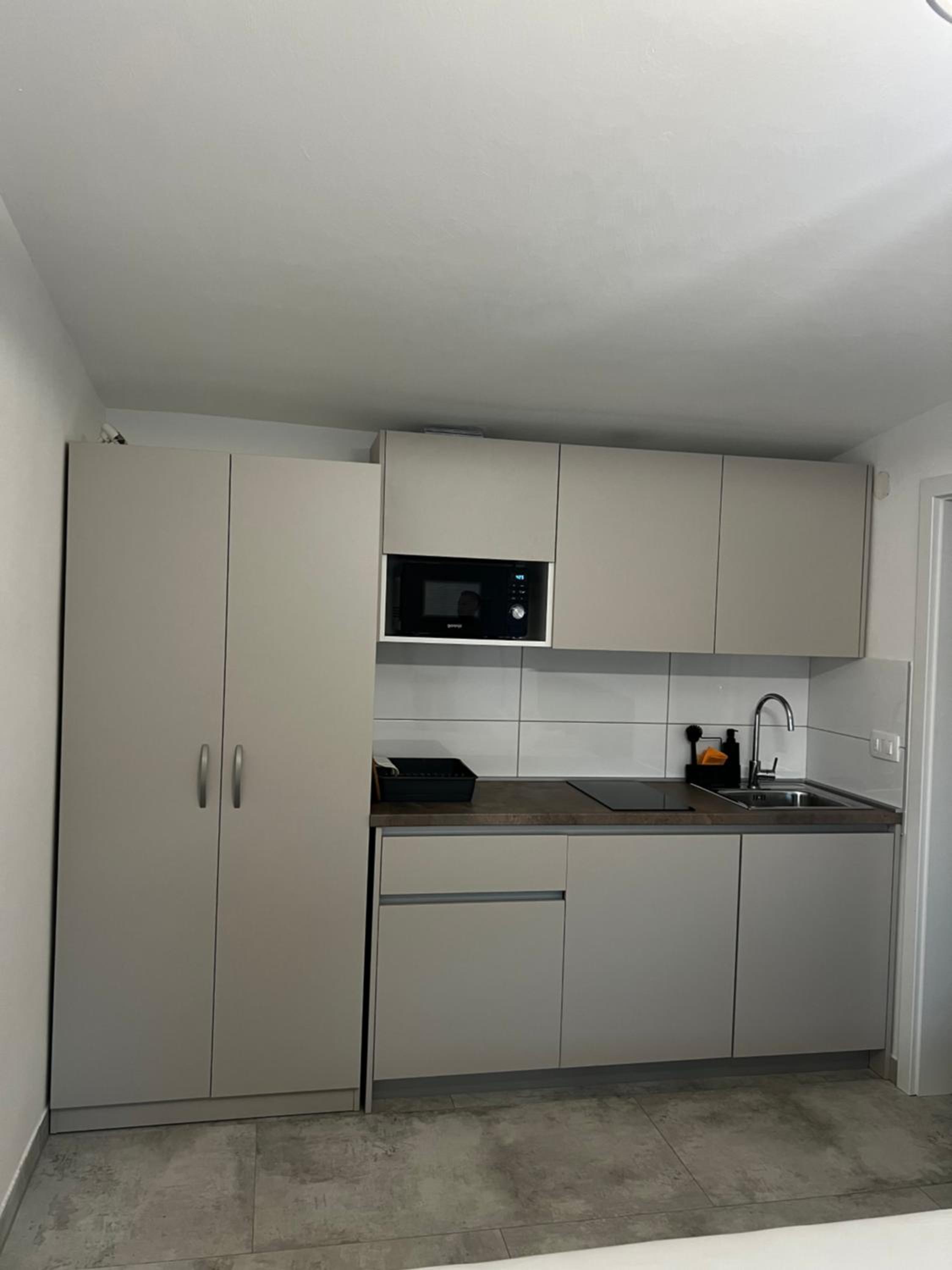 Apartmani Lovren