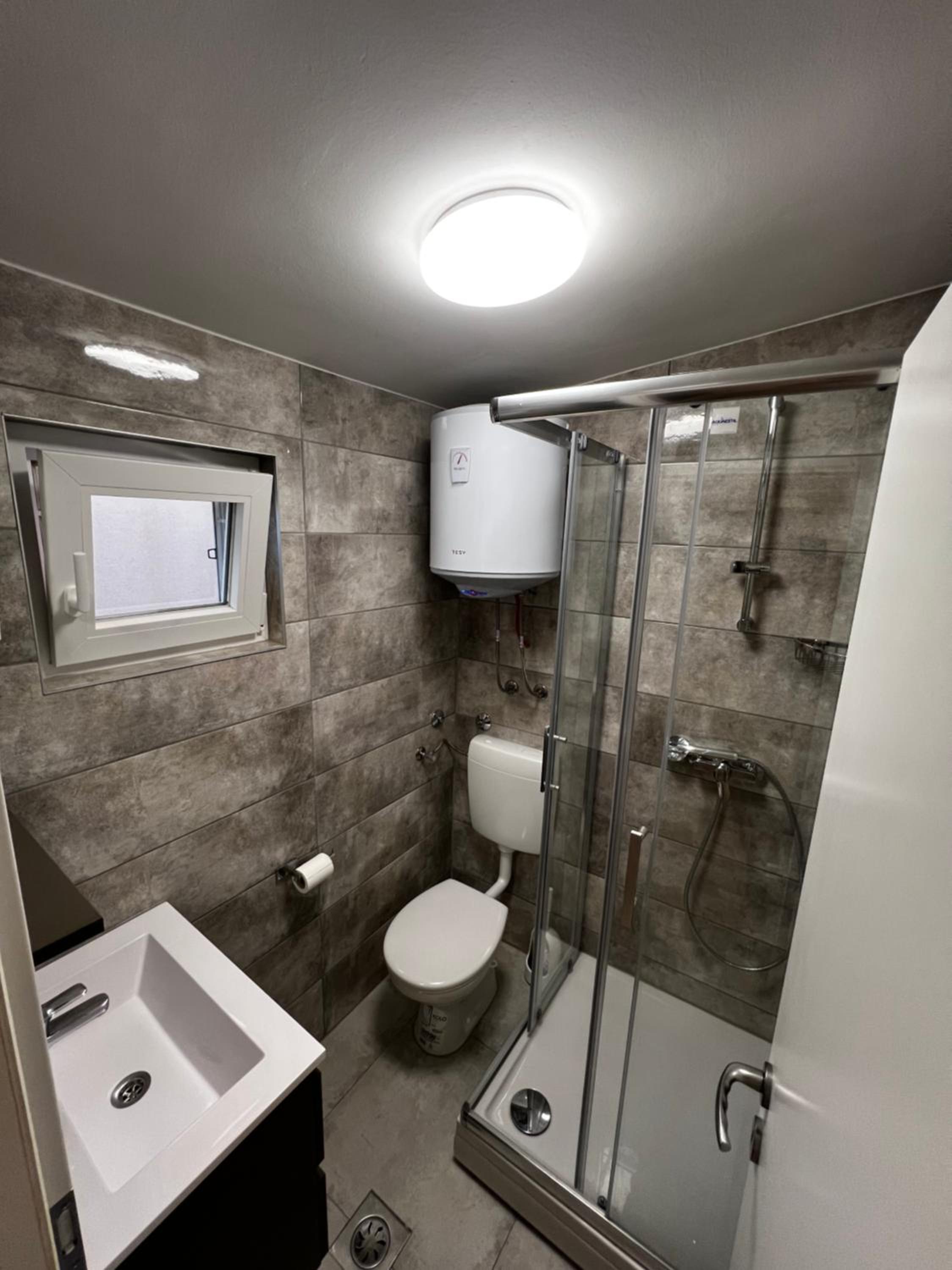 Apartmani Lovren