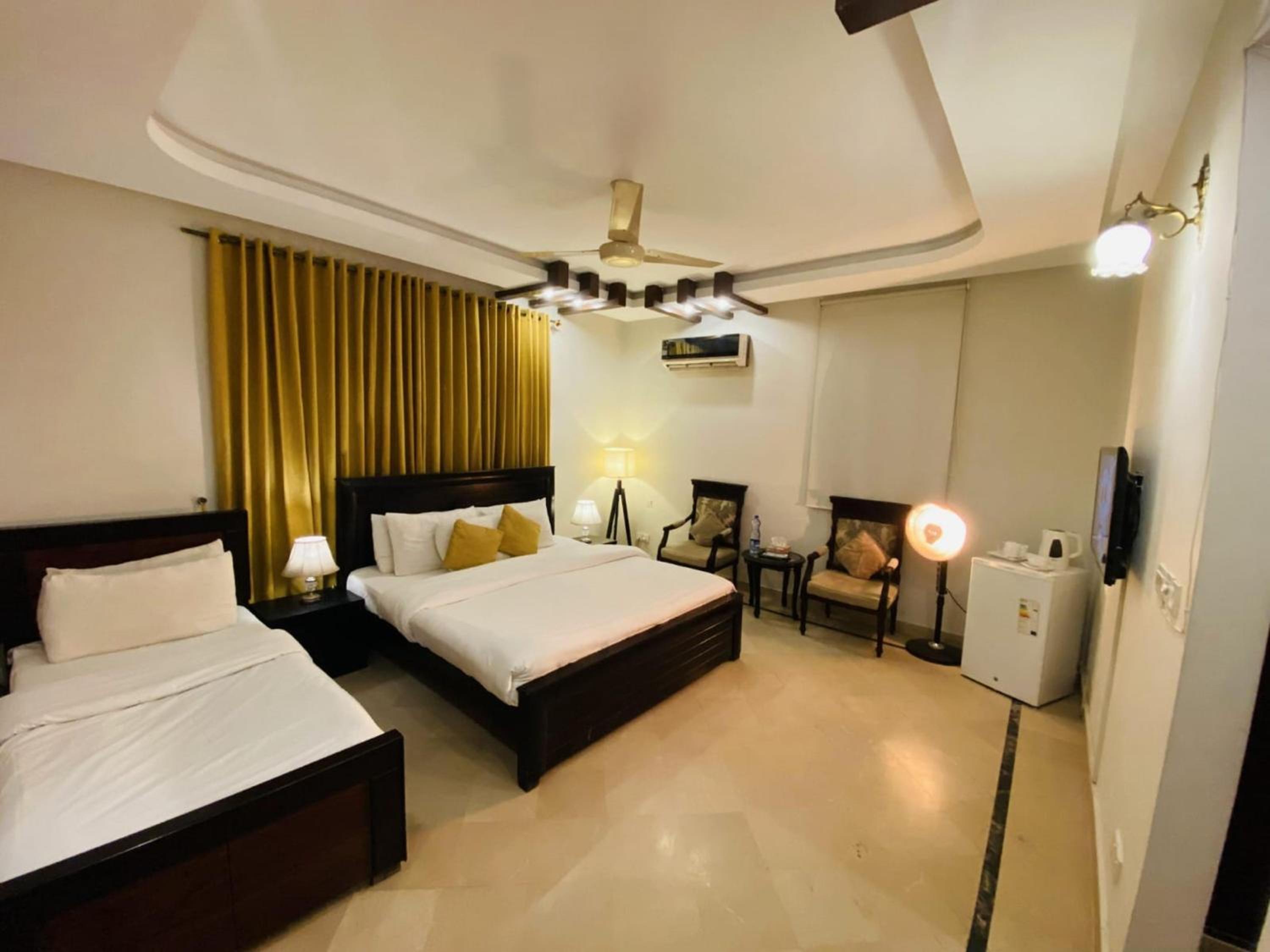 hotel room