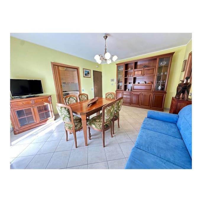 Miralago Guest House