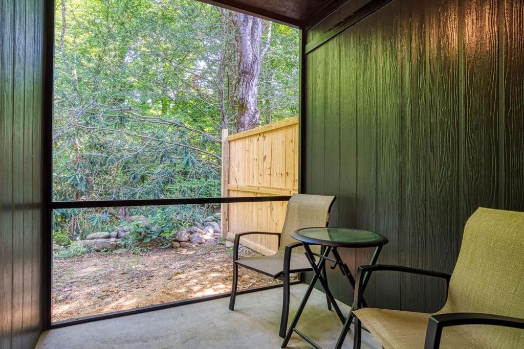 Queens Quarters, Pickleball Court, Creek, WIFI, Mountain Views, Starting at 79