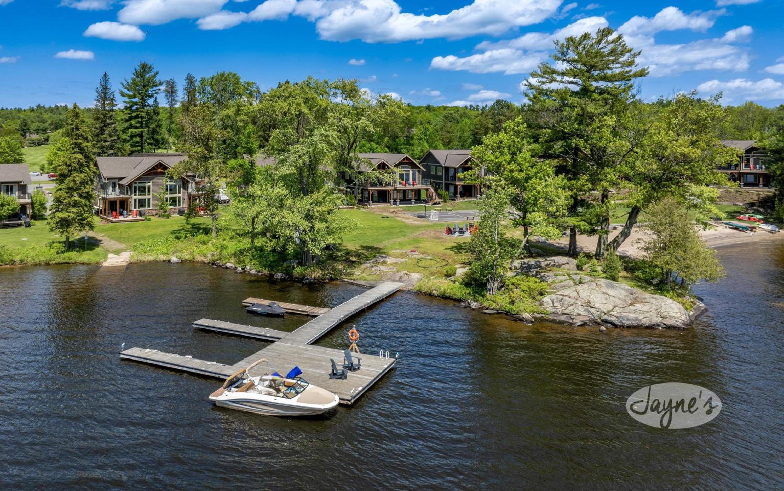Villas Of Muskoka - Duplex Villa 7B