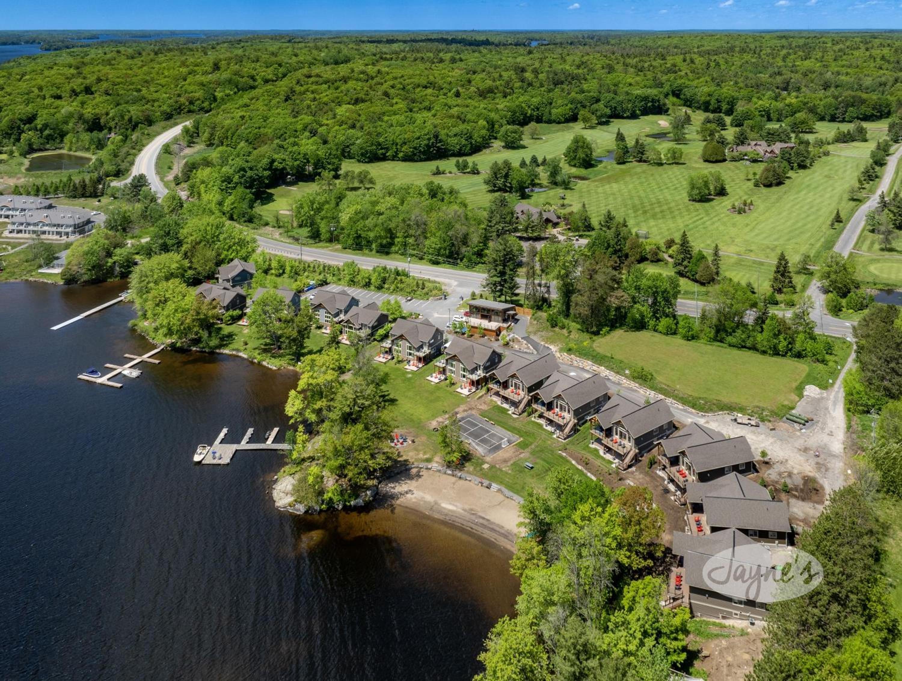 Villas Of Muskoka - Duplex Villa 7B