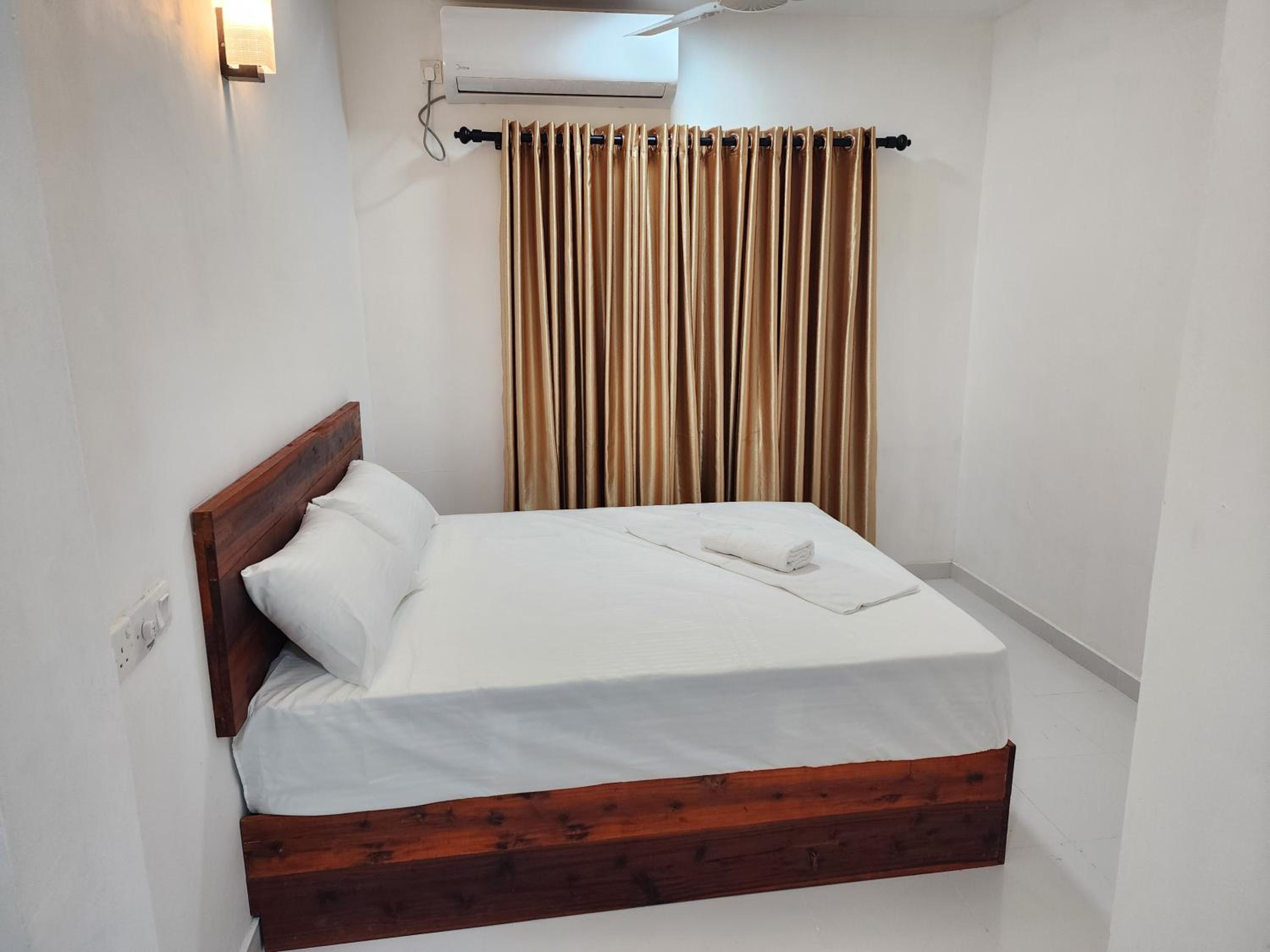 Island Inn Colombo