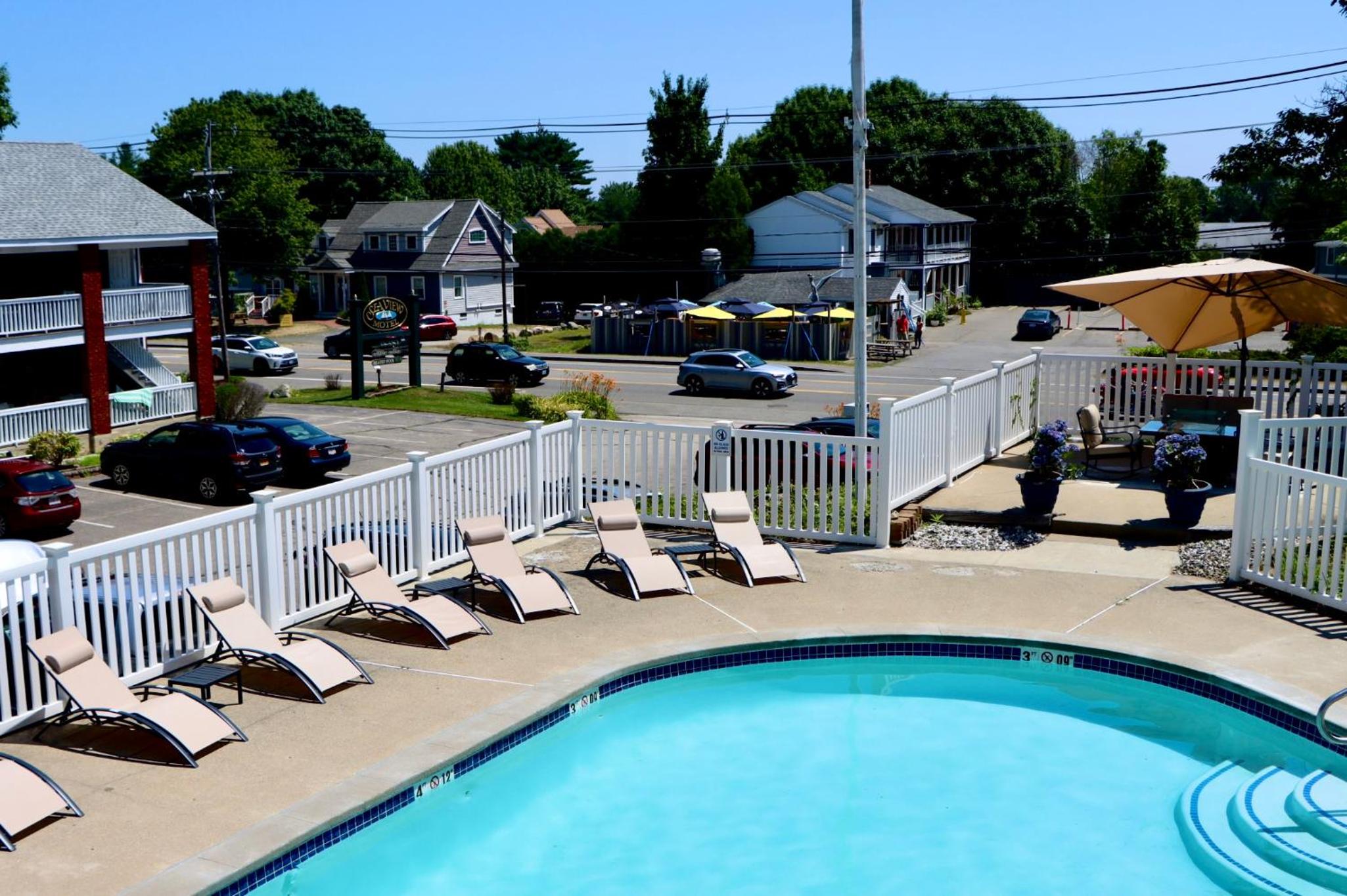 Sea View Motel - Property Image 11