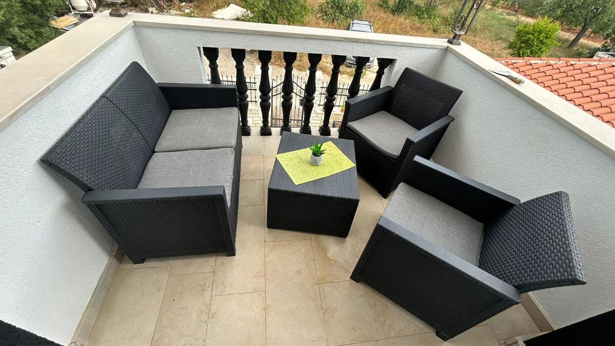 Apartmani Nada en Pula — balance & terrace