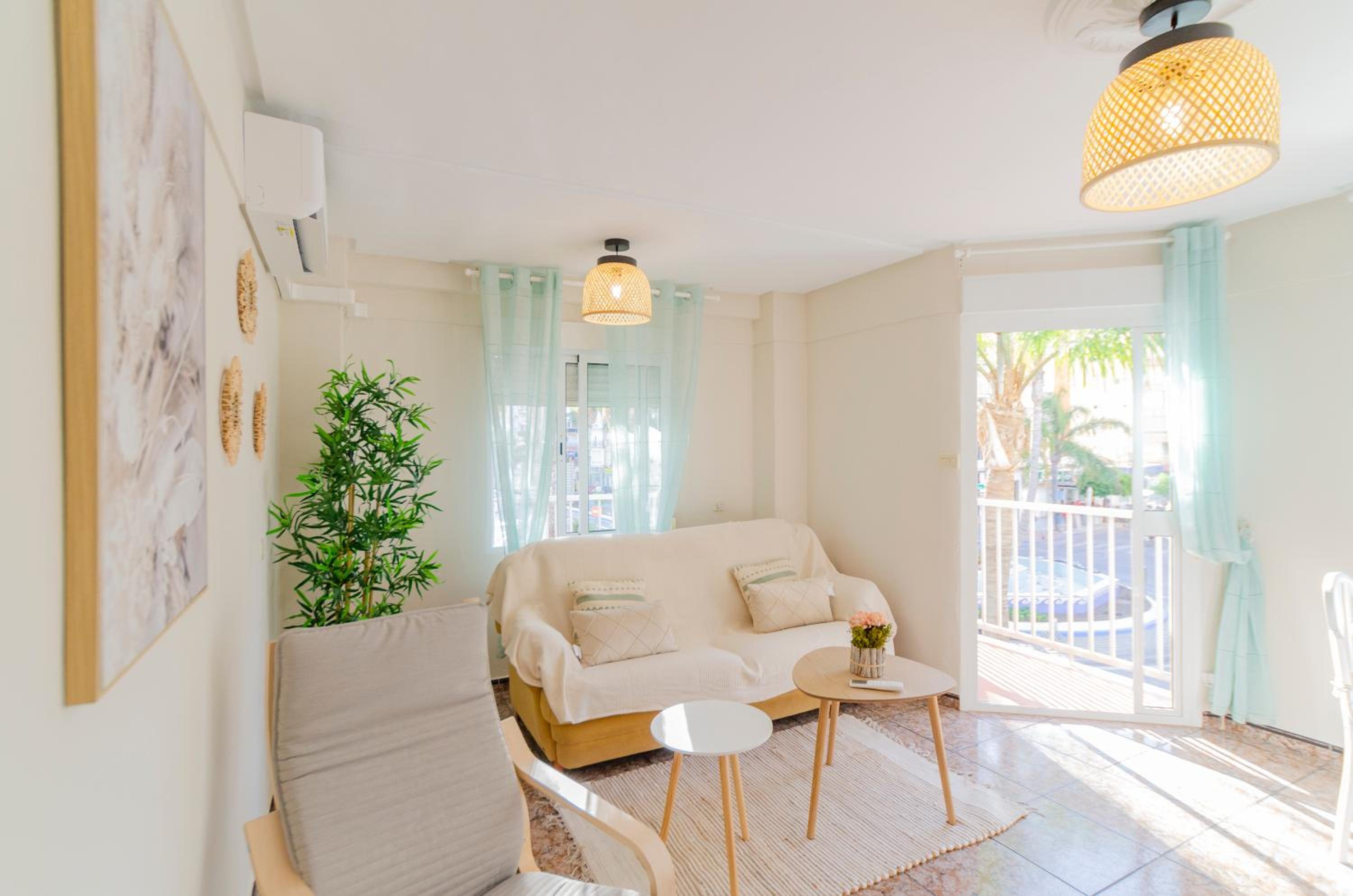 LAS VEGAS CENTRO- HOME RENt MALAGA view 3