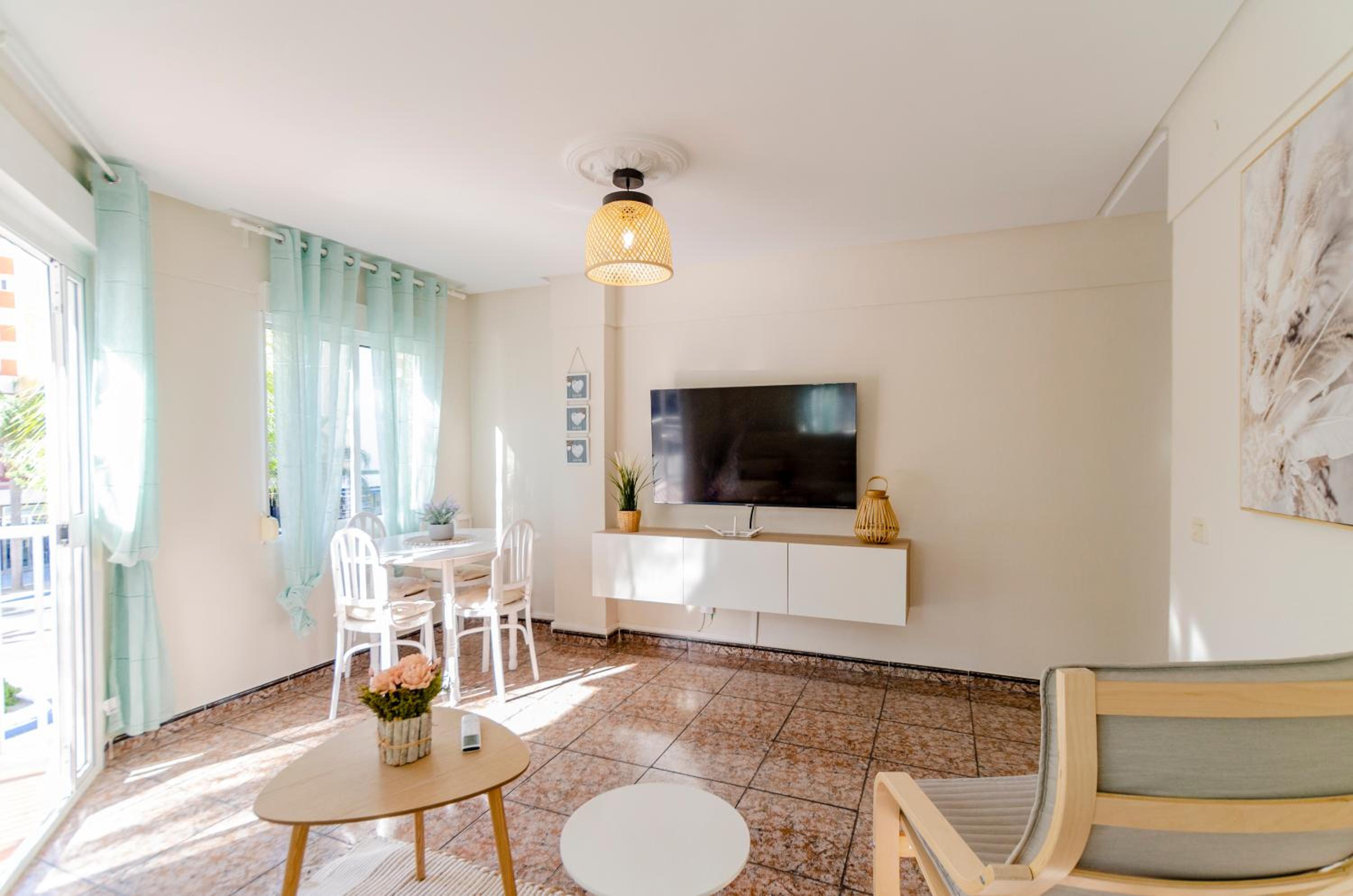LAS VEGAS CENTRO- HOME RENt MALAGA view 4