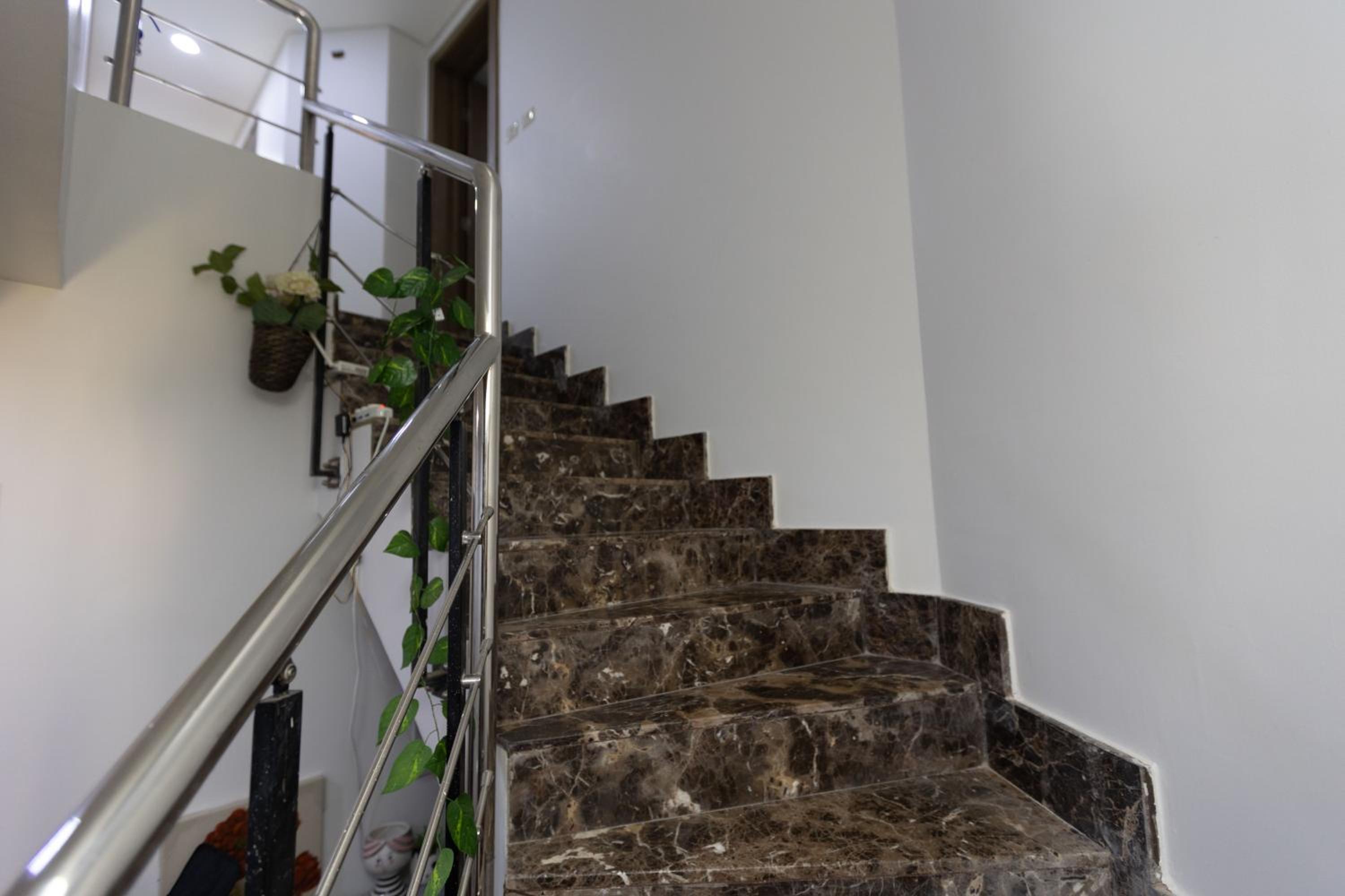 2 Bedroom Luxurious AUC Duplex with Private Balcony - Modern & Cozy