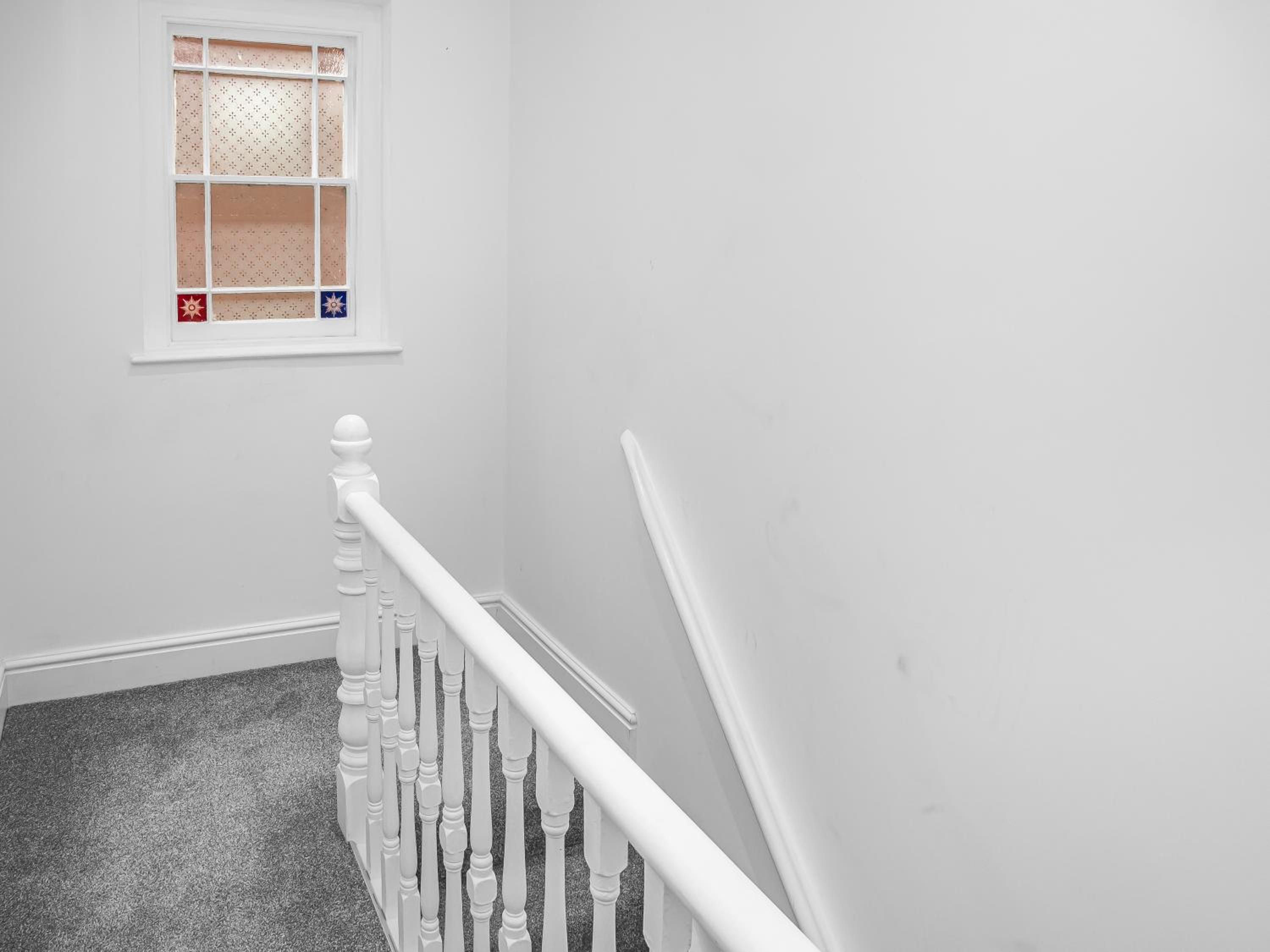 Roman Luxe 5 beds house, Colchester Essex view 3
