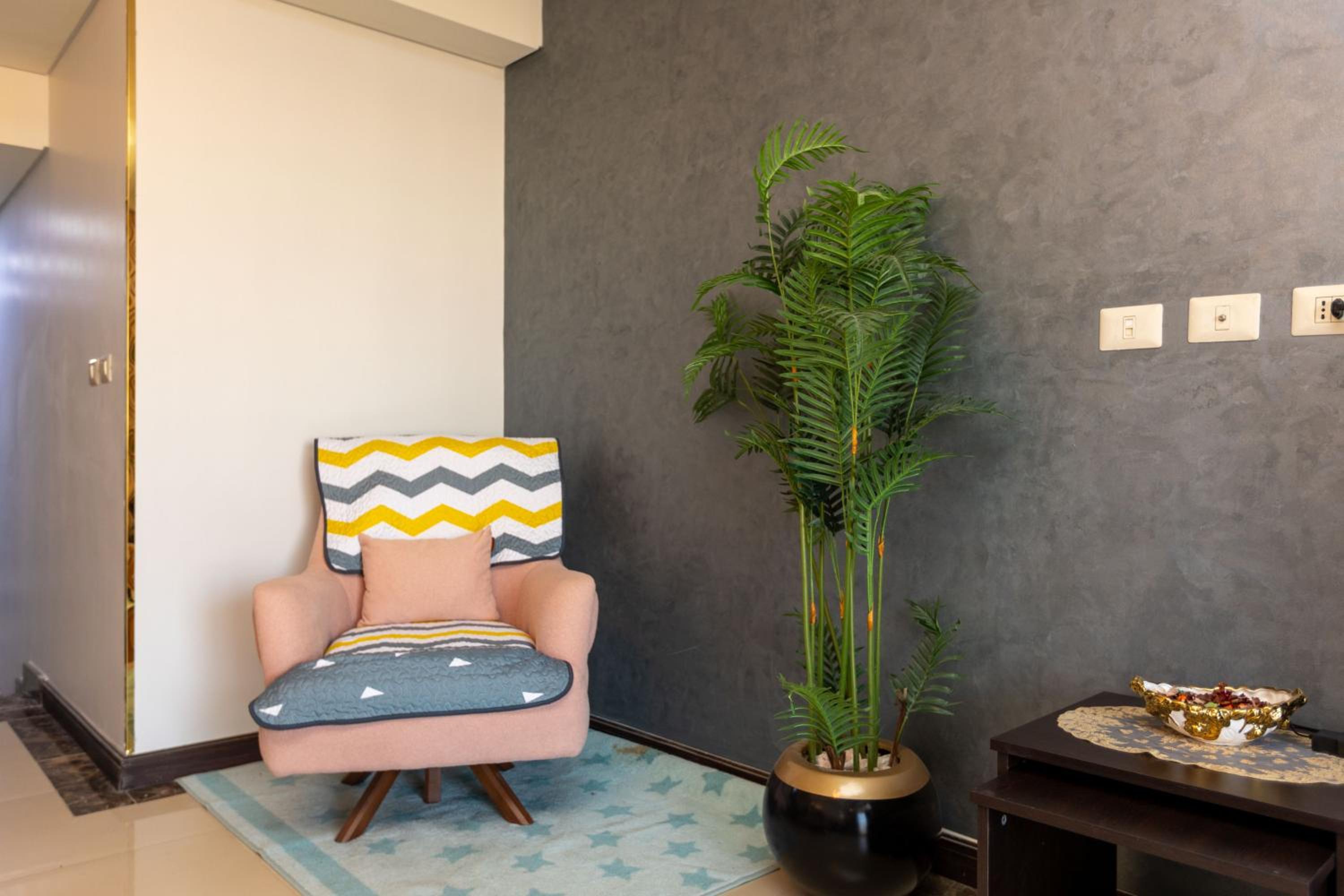 2 Bedroom Luxurious AUC Duplex with Private Balcony - Modern & Cozy