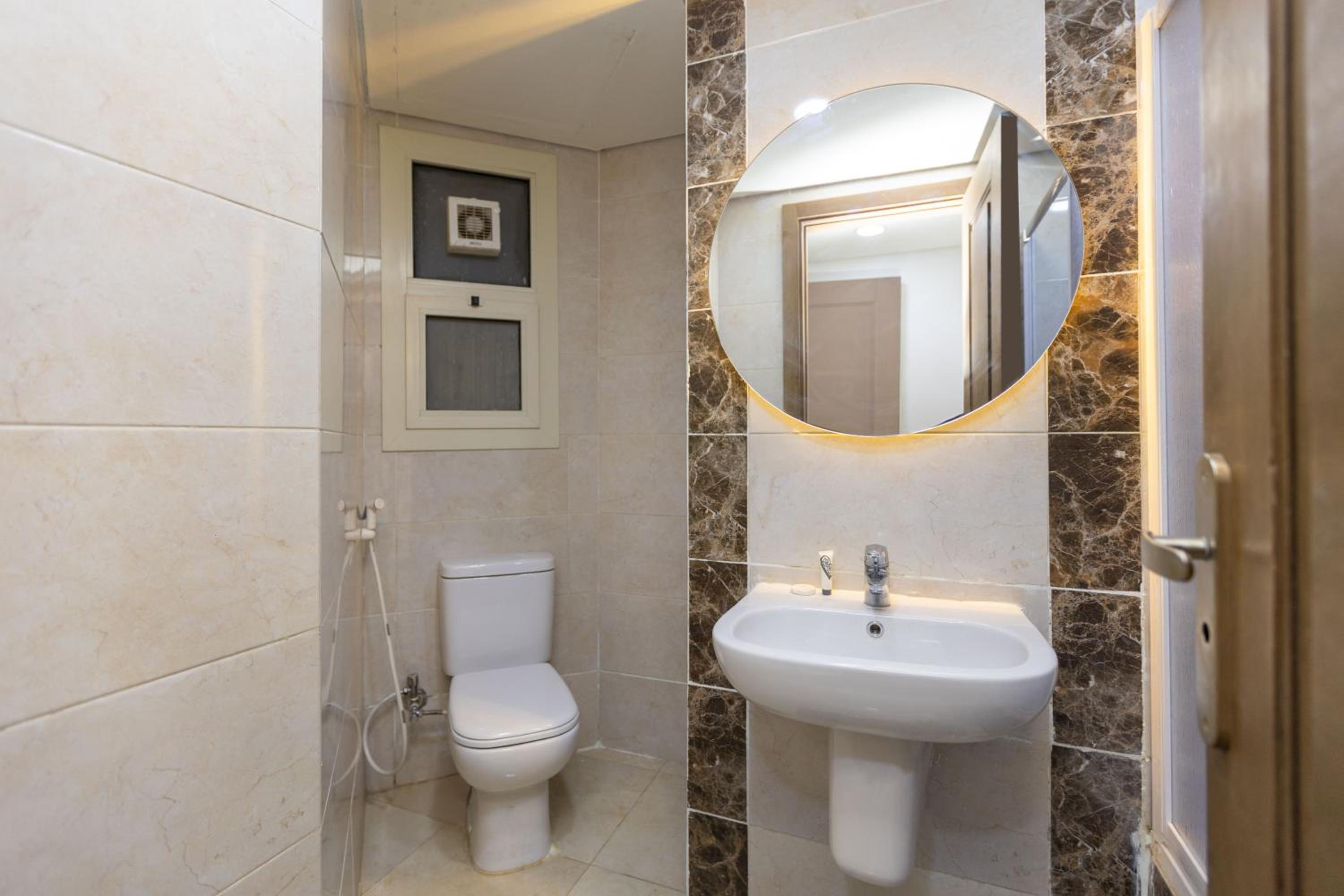 2 Bedroom Luxurious AUC Duplex with Private Balcony - Modern & Cozy