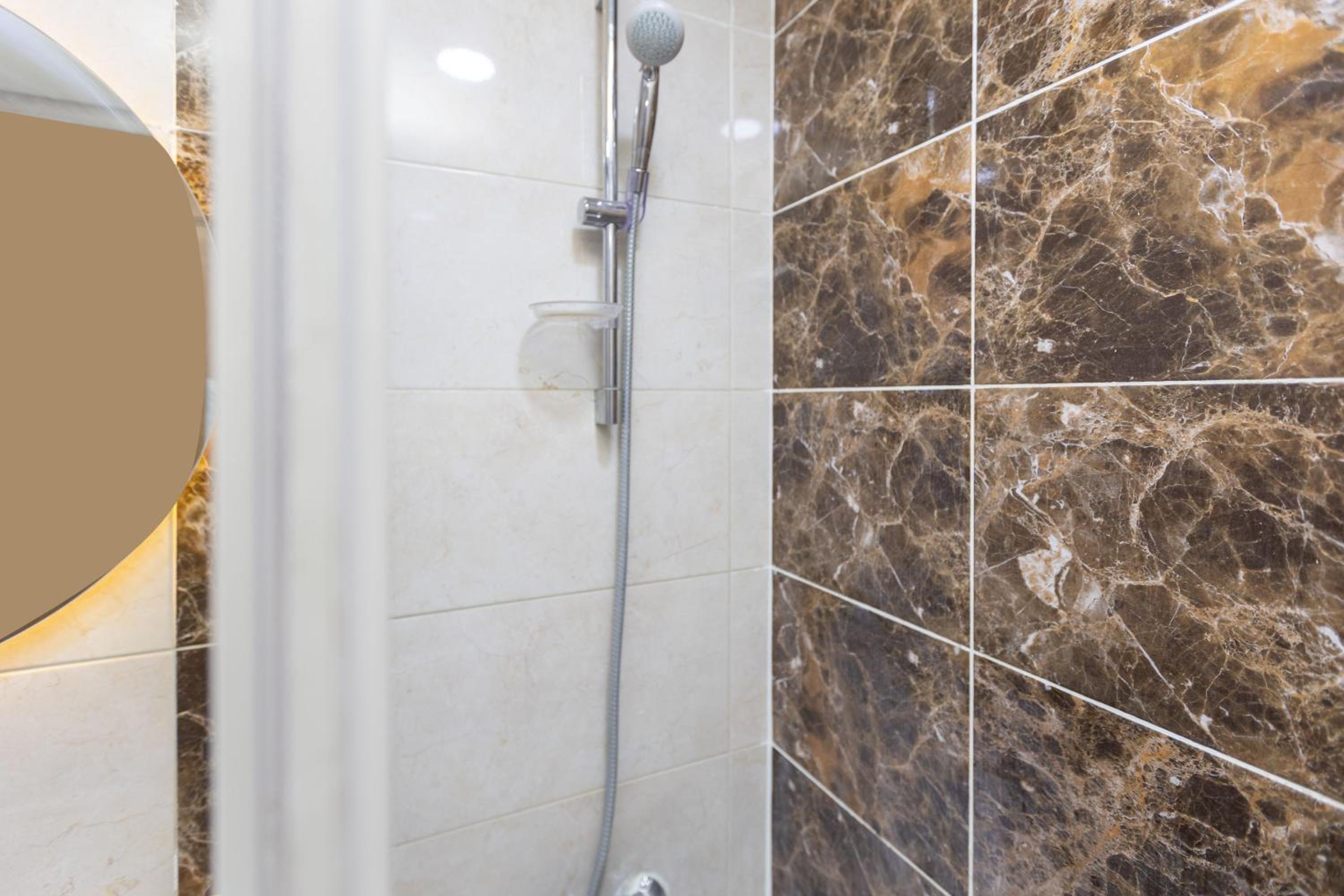 2 Bedroom Luxurious AUC Duplex with Private Balcony - Modern & Cozy