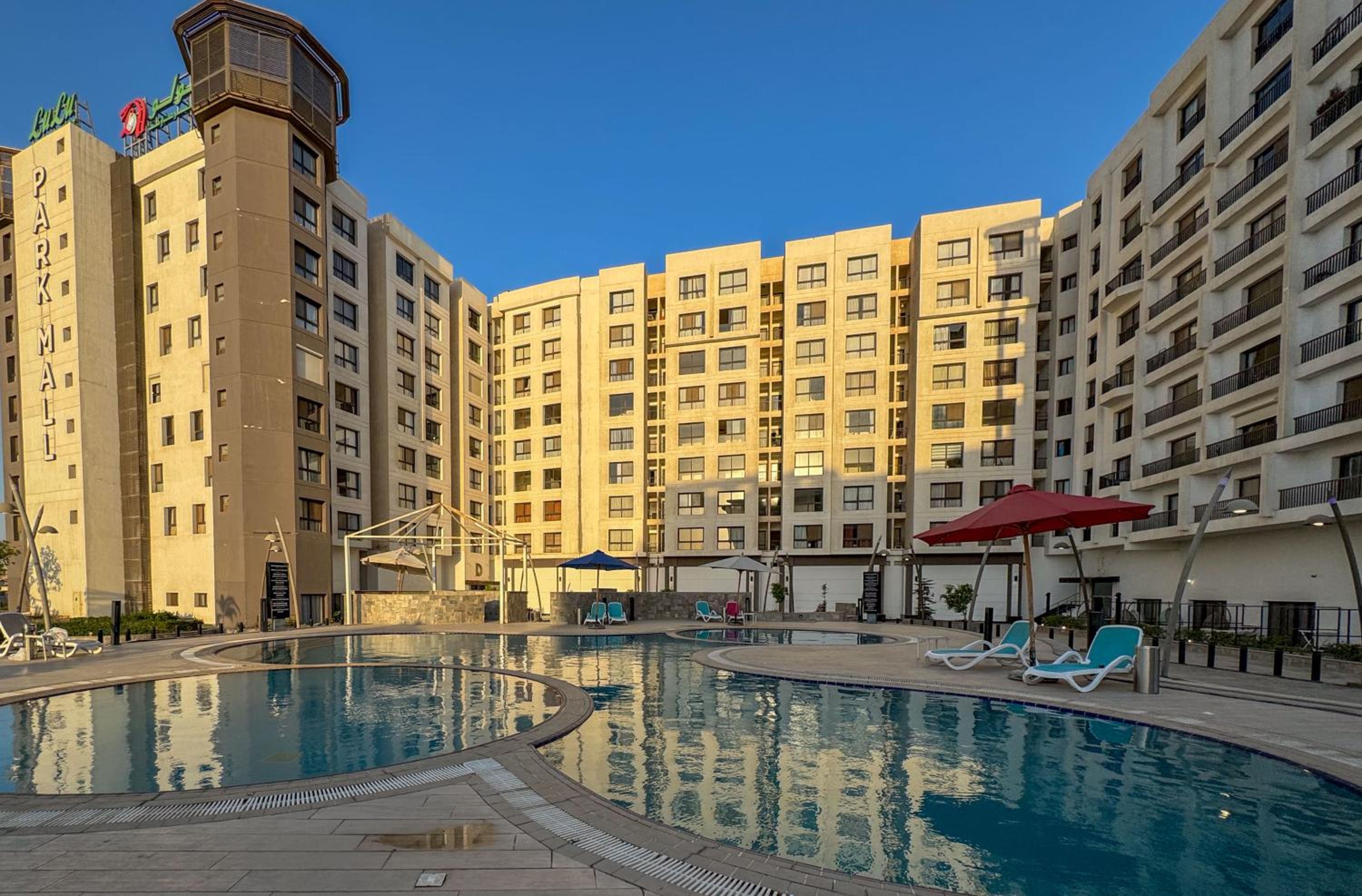 2 Bedroom Luxurious AUC Duplex with Private Balcony - Modern & Cozy