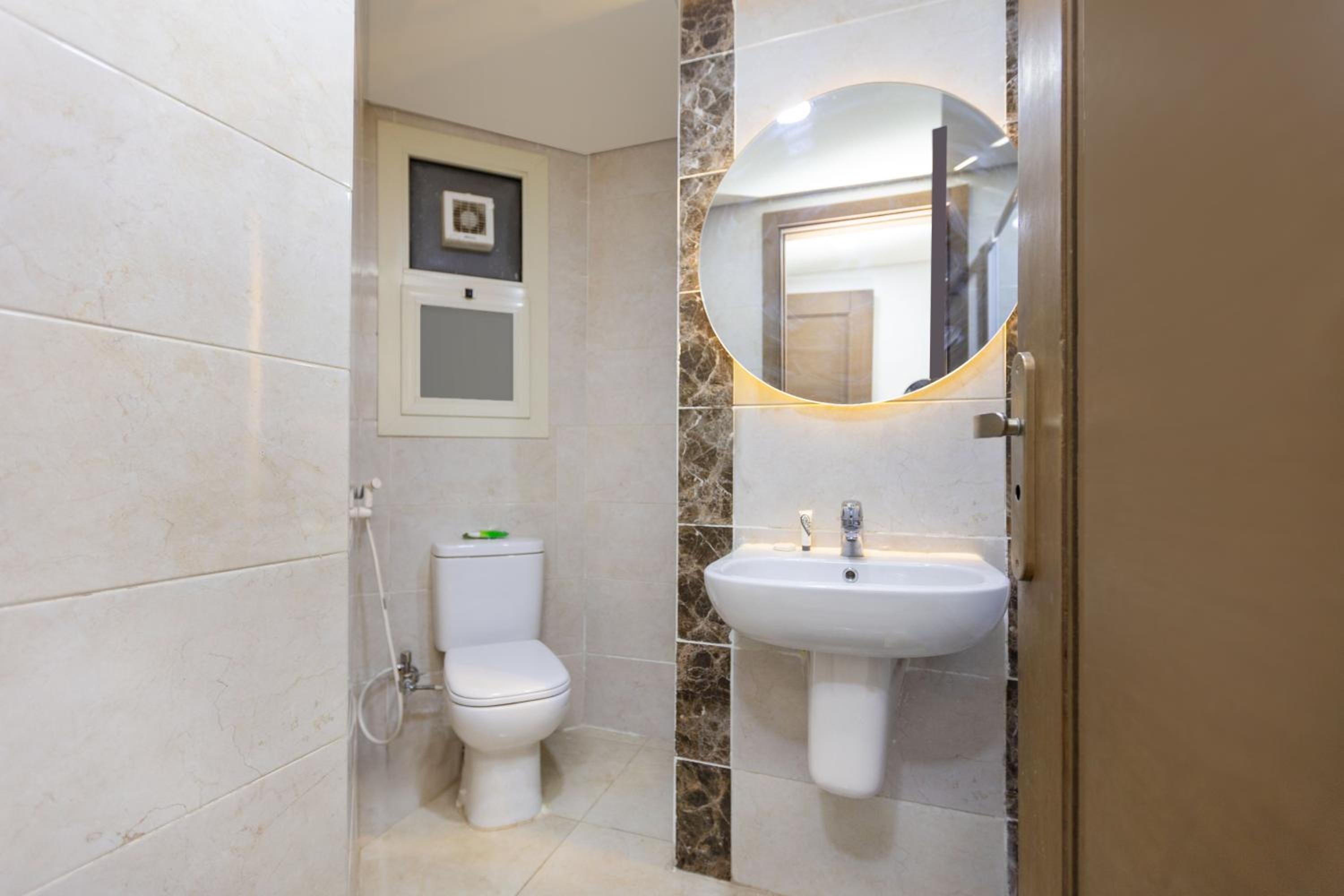 2 Bedroom Luxurious AUC Duplex with Private Balcony - Modern & Cozy