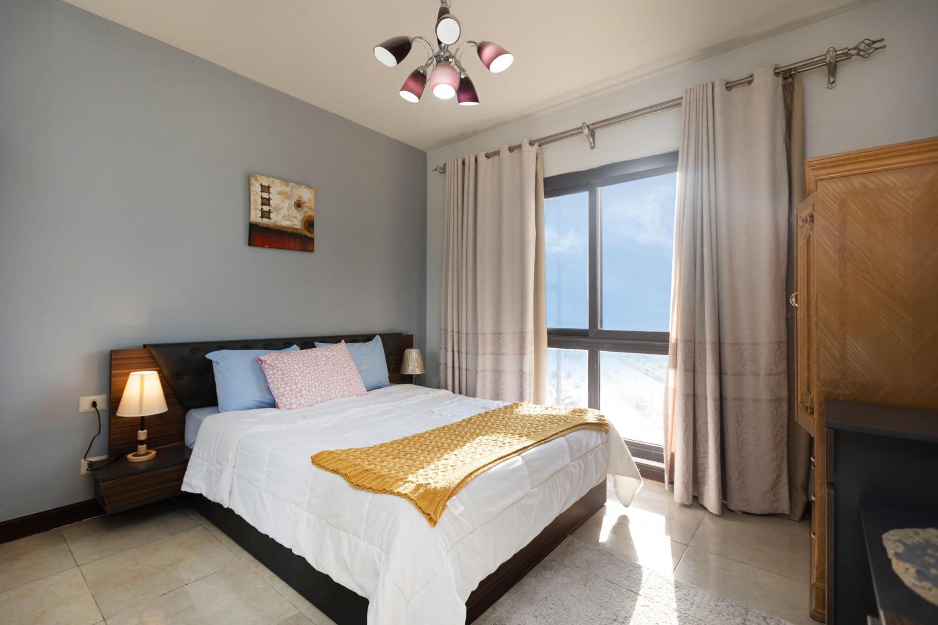 2 Bedroom Luxurious AUC Duplex with Private Balcony - Modern & Cozy