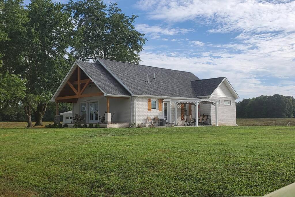 Shelton Farmhouse