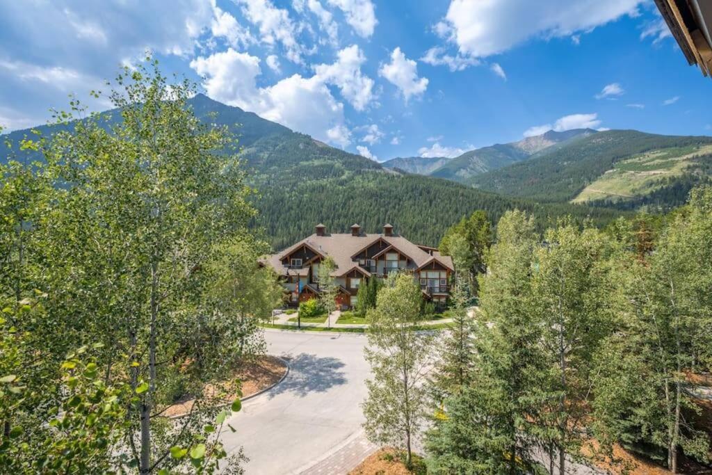 Reach Your Peak, Ski In, Ski Out, Pool, Hot Tub