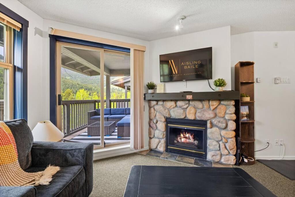 Reach Your Peak, Ski In, Ski Out, Pool, Hot Tub