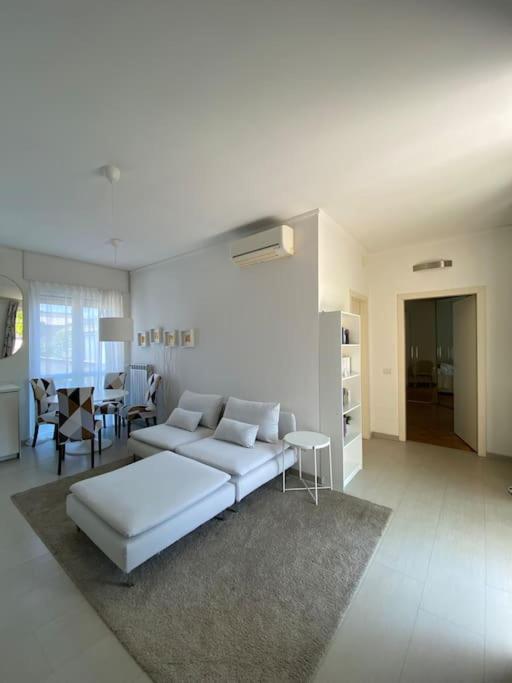Bilocale ultimo piano con doppio terrazzo