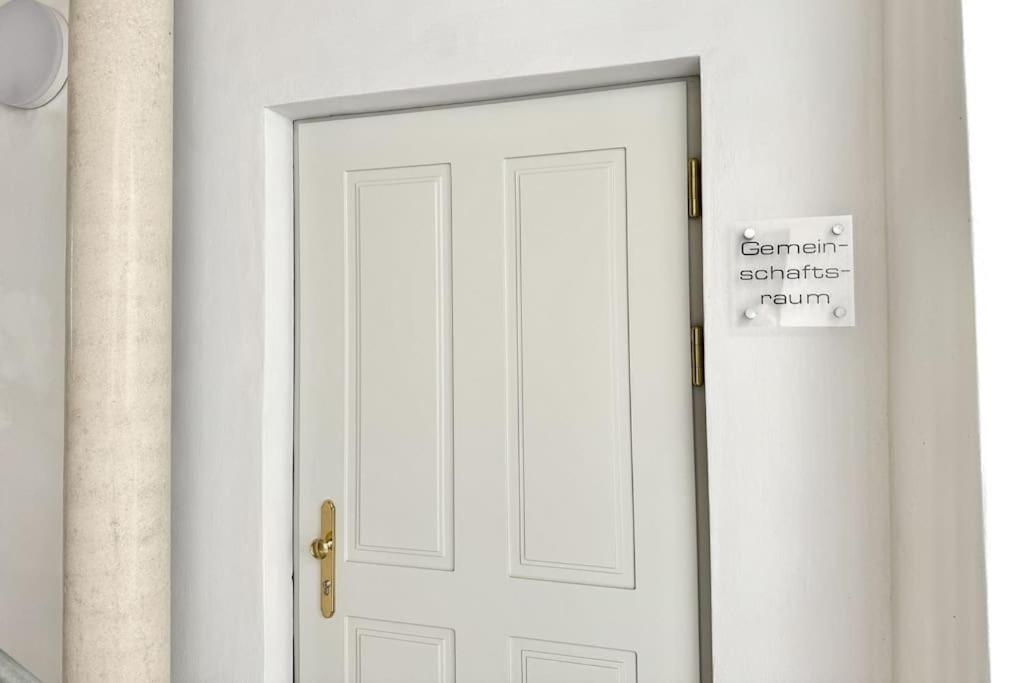 Zentrales, klimatisiertes Apartment Nähe Spital & FH