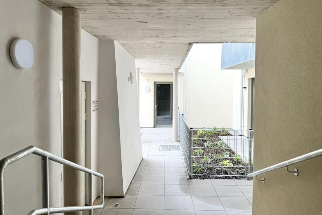 Zentrales, klimatisiertes Apartment Nähe Spital & FH