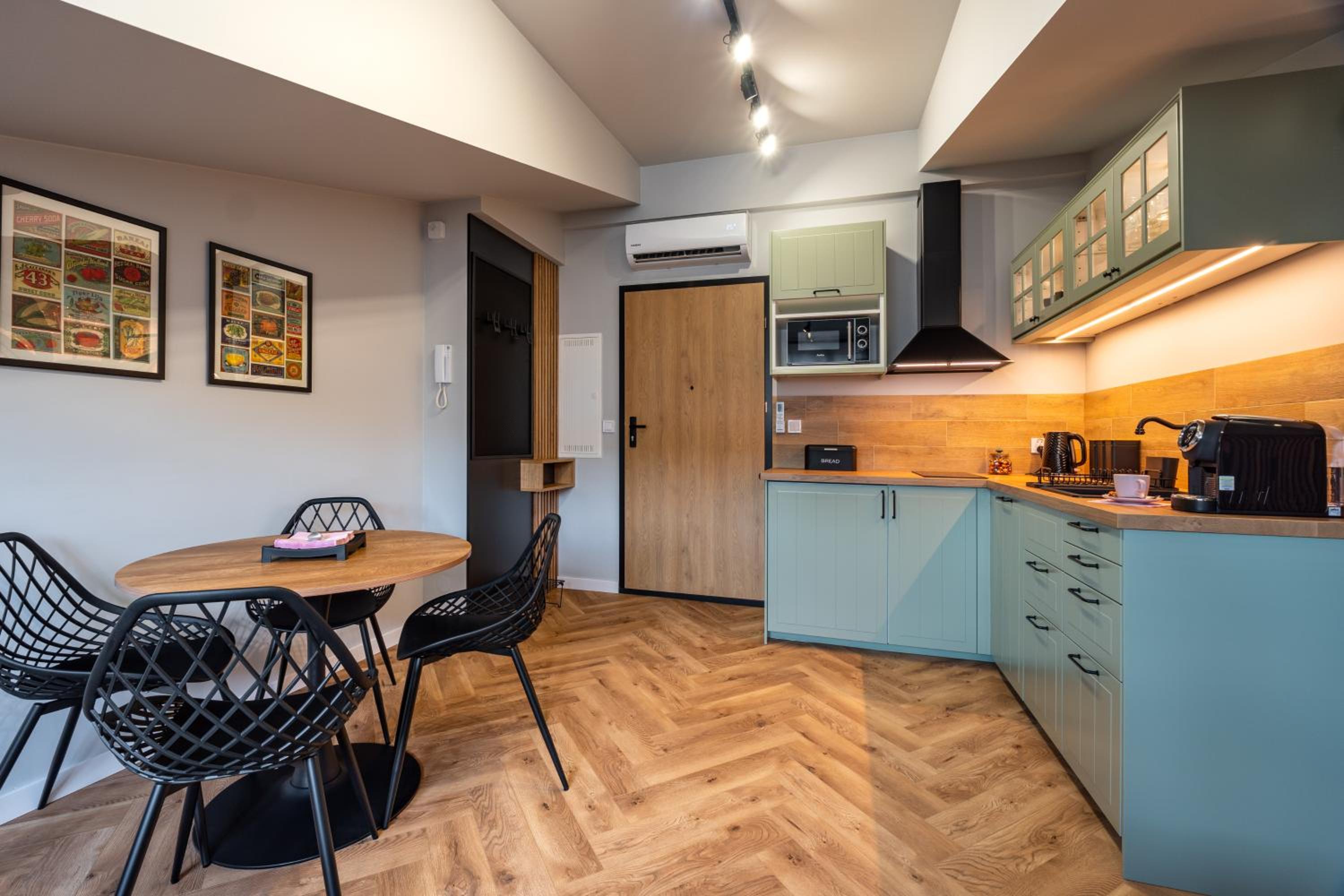 Sunflower Apartment Kalwaryjska Street