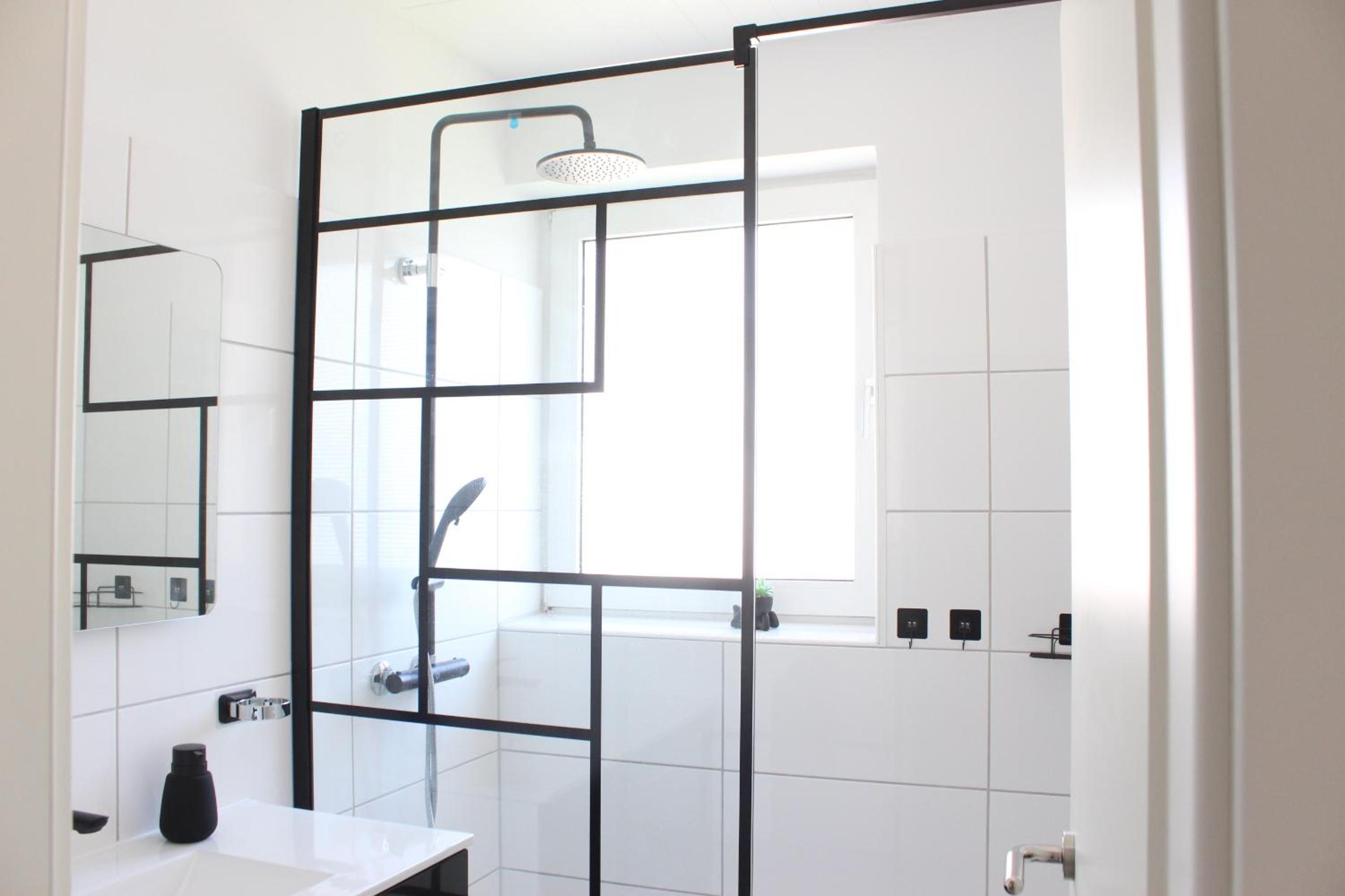 1 Privatzimmer in Dreizimmer Wohnung Lemgo Innenstadt Ferien Unterkunft