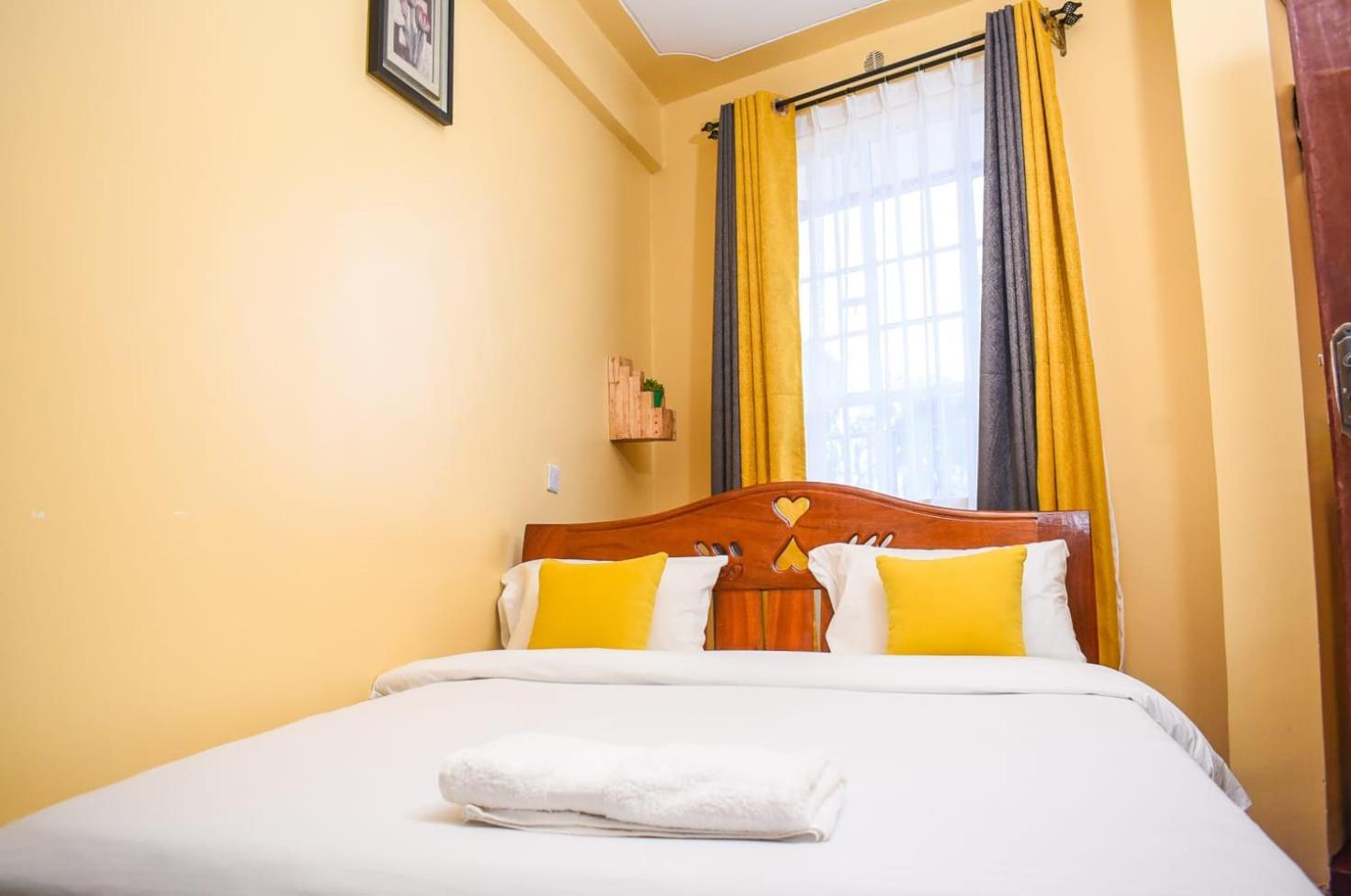 Shalom Apartments Moi Southlake