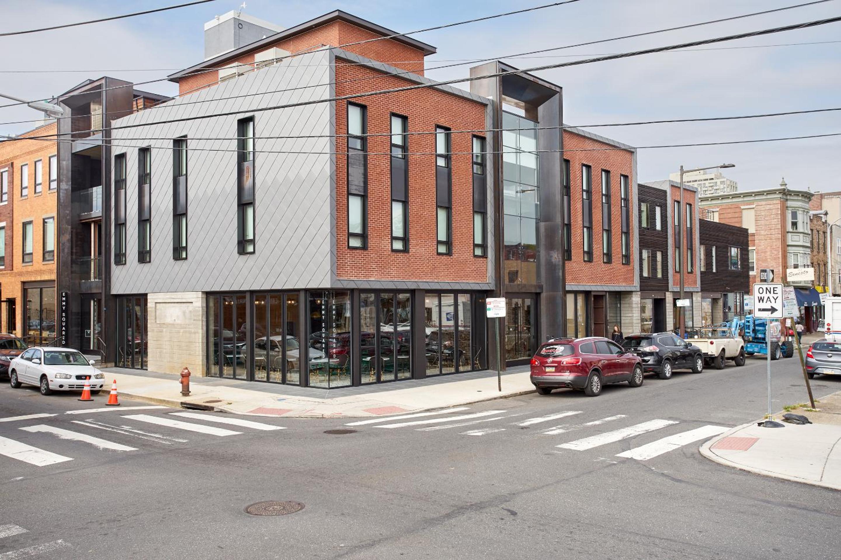 Hotel Sonder The Queen - Image 1