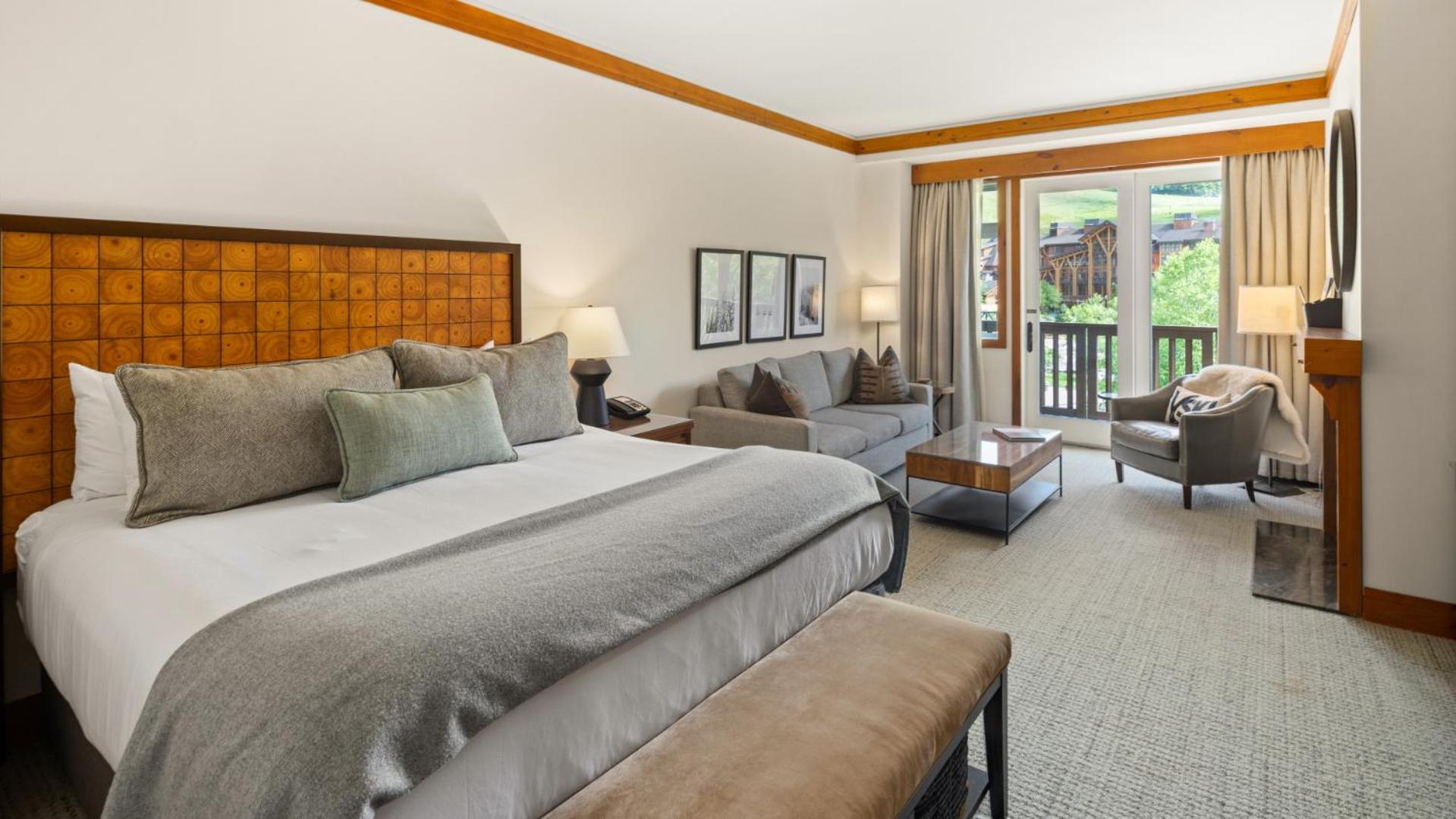 1332 Lodge At Spruce Peak Ski in Ski Out King Studio By Stowe Mountain Rentals view 4