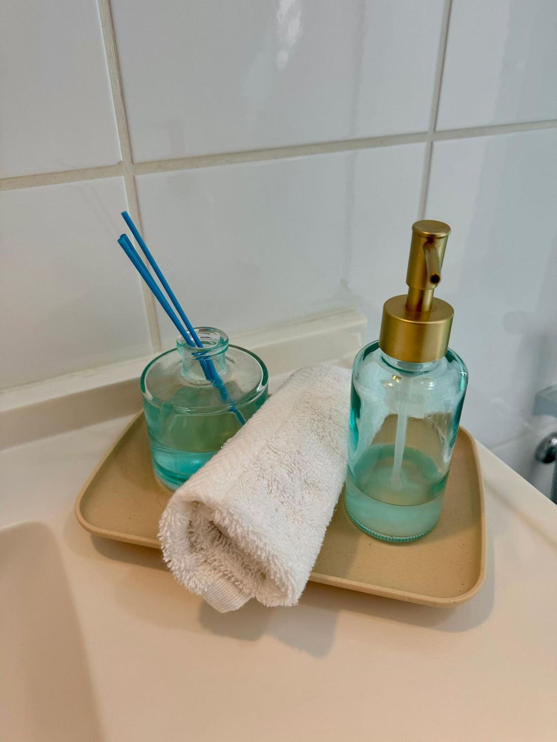 Refúgio em Lumiar: Piscina Aquecida, Área Gourmet e Rio Privado