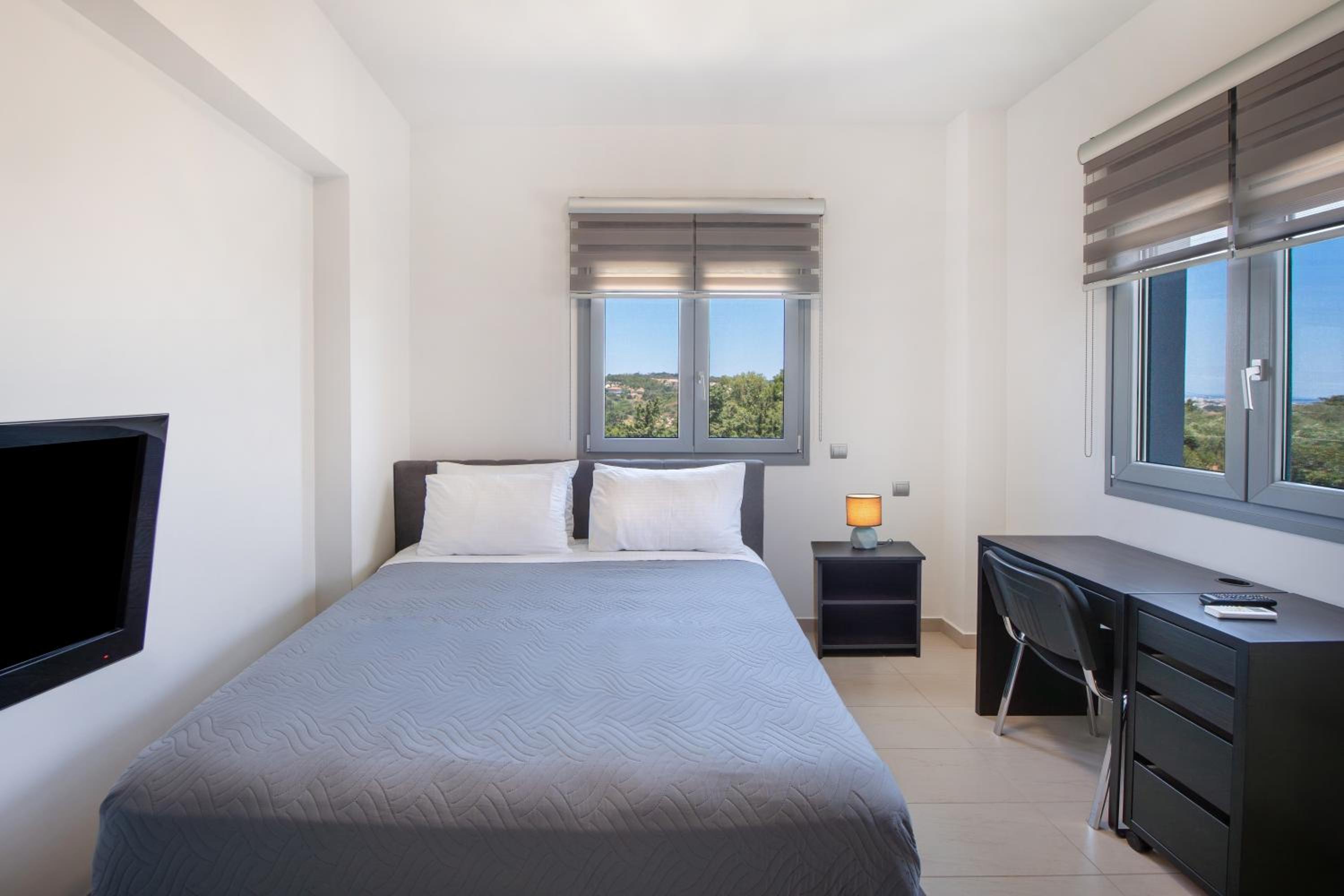 Photo 27
