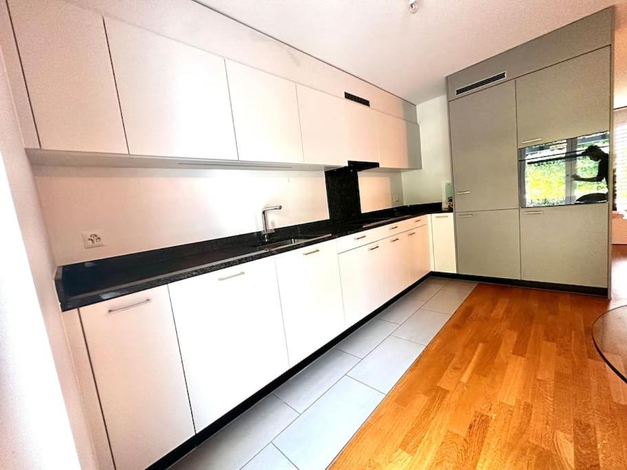 Moderne Wohnung am Flughafen