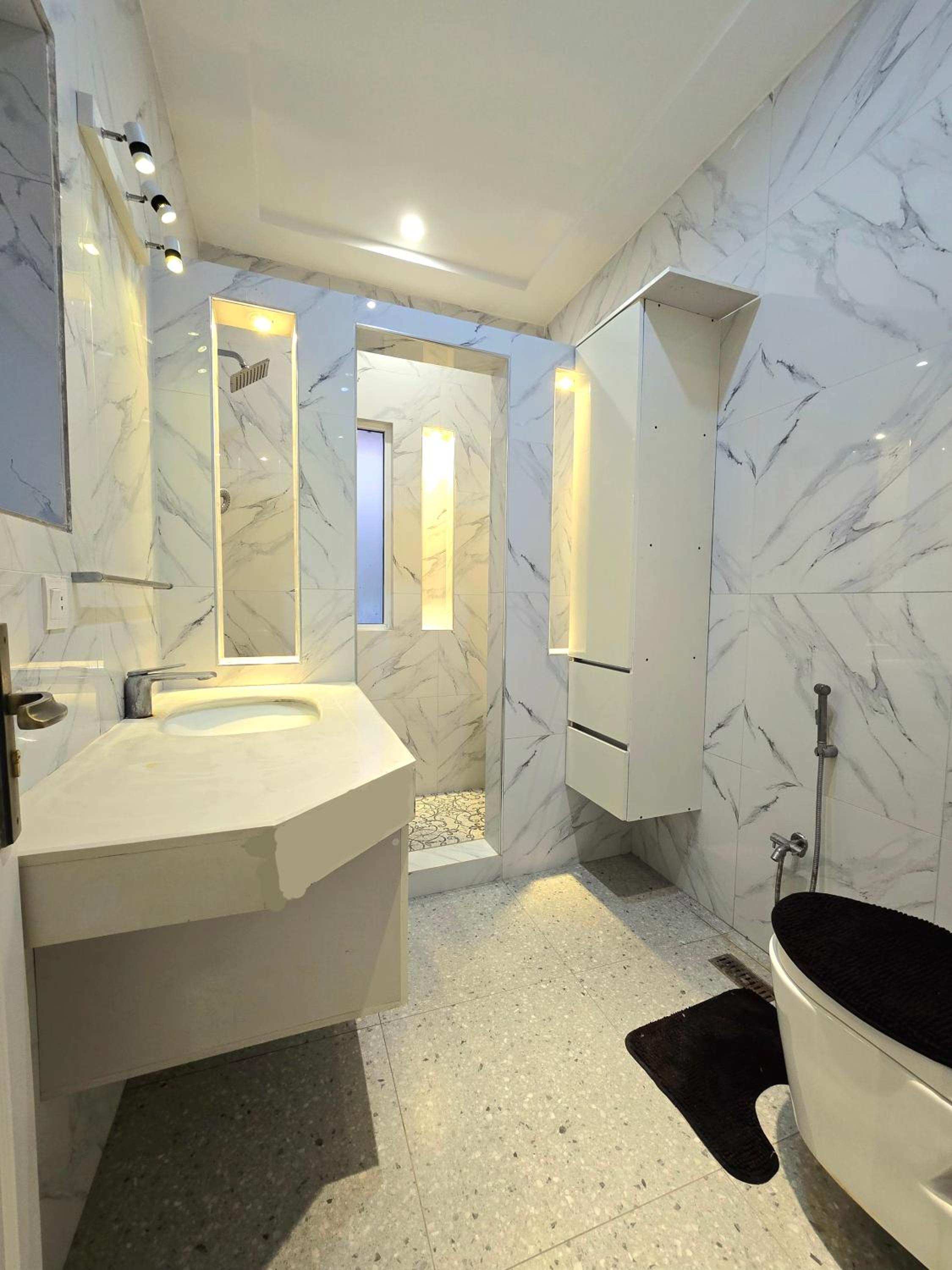 Stylish Independent 3-Bedroom House in Bahria Town
